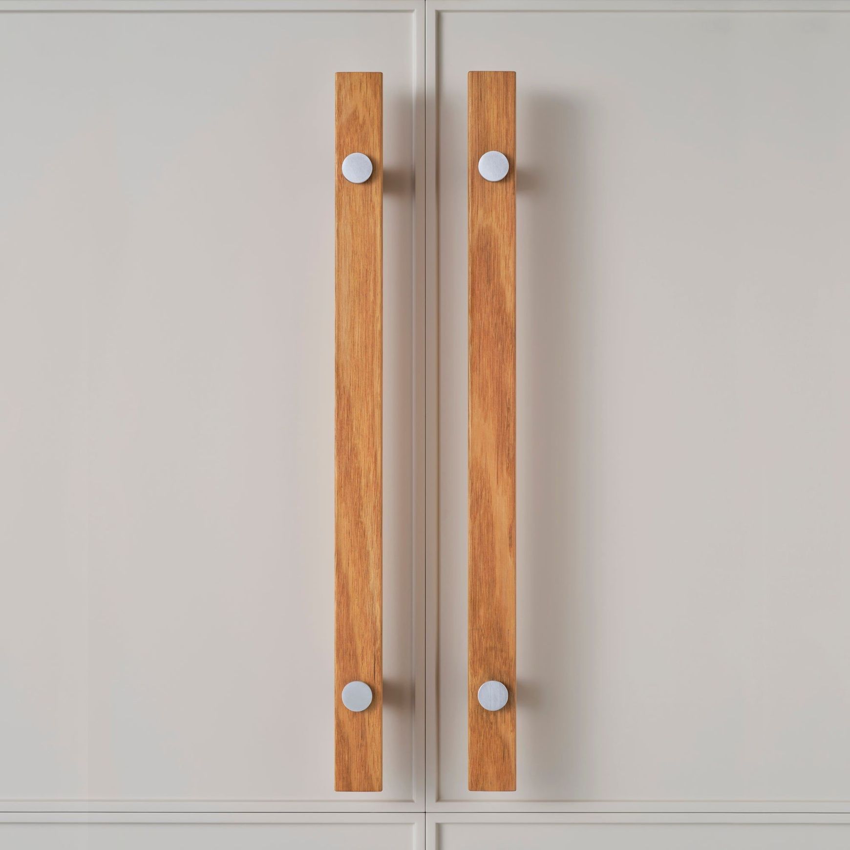 Lenah Hydrowood Entrance Handle - With Face Caps