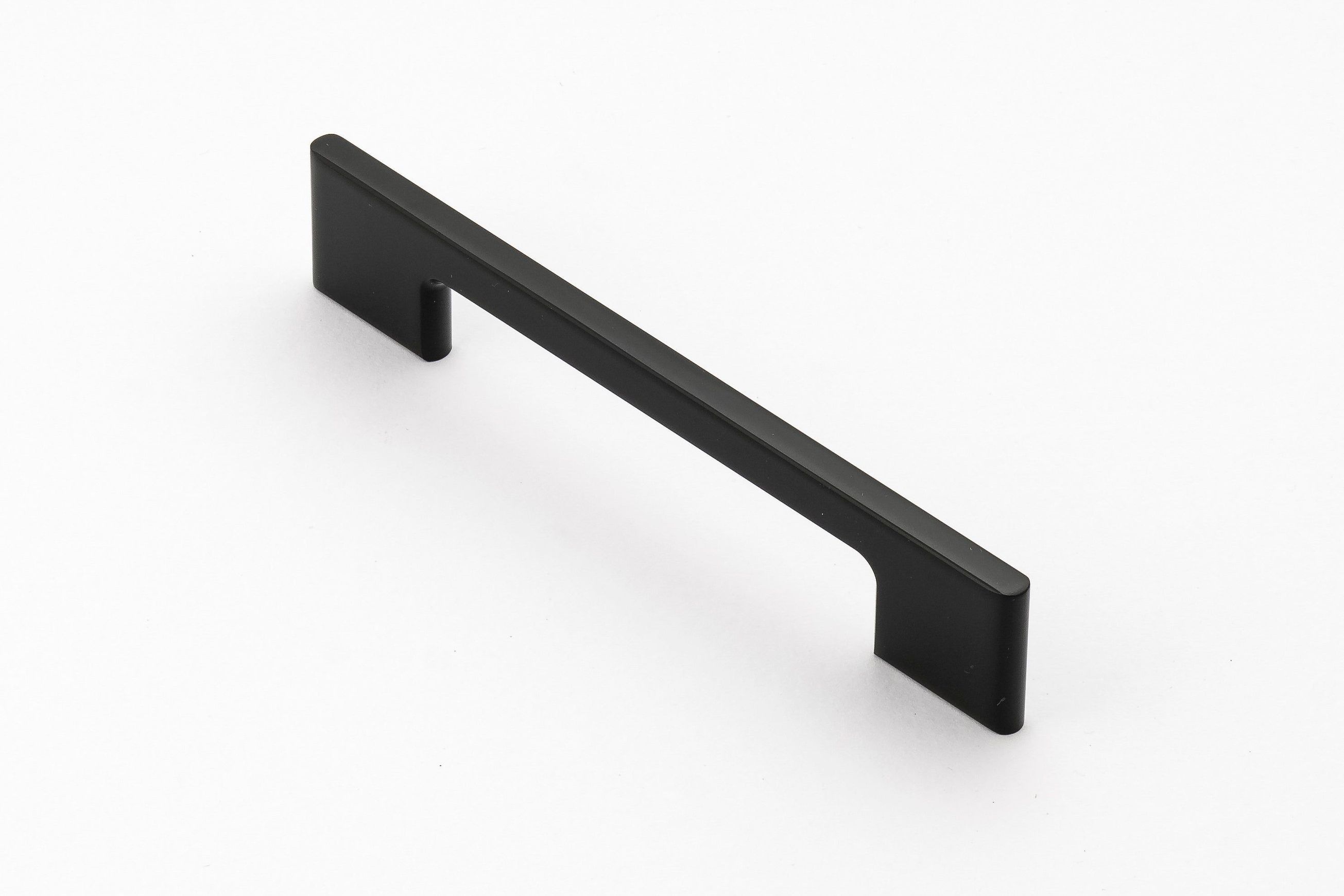 Cove D-Pull Handle