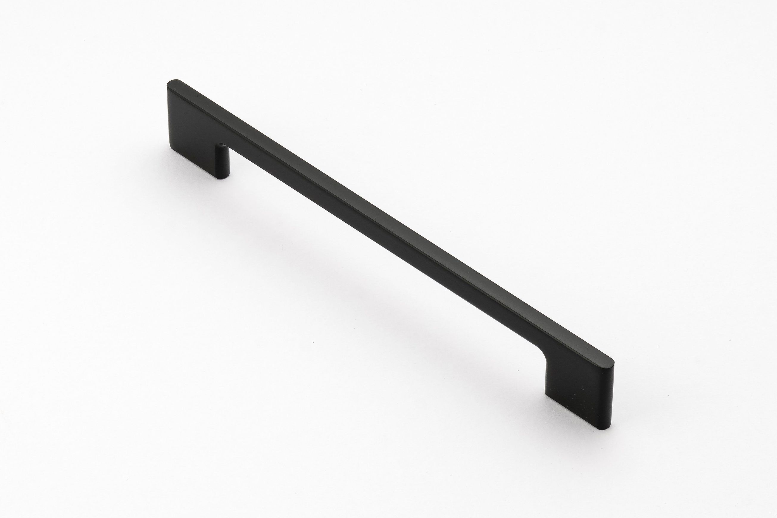 Cove D-Pull Handle
