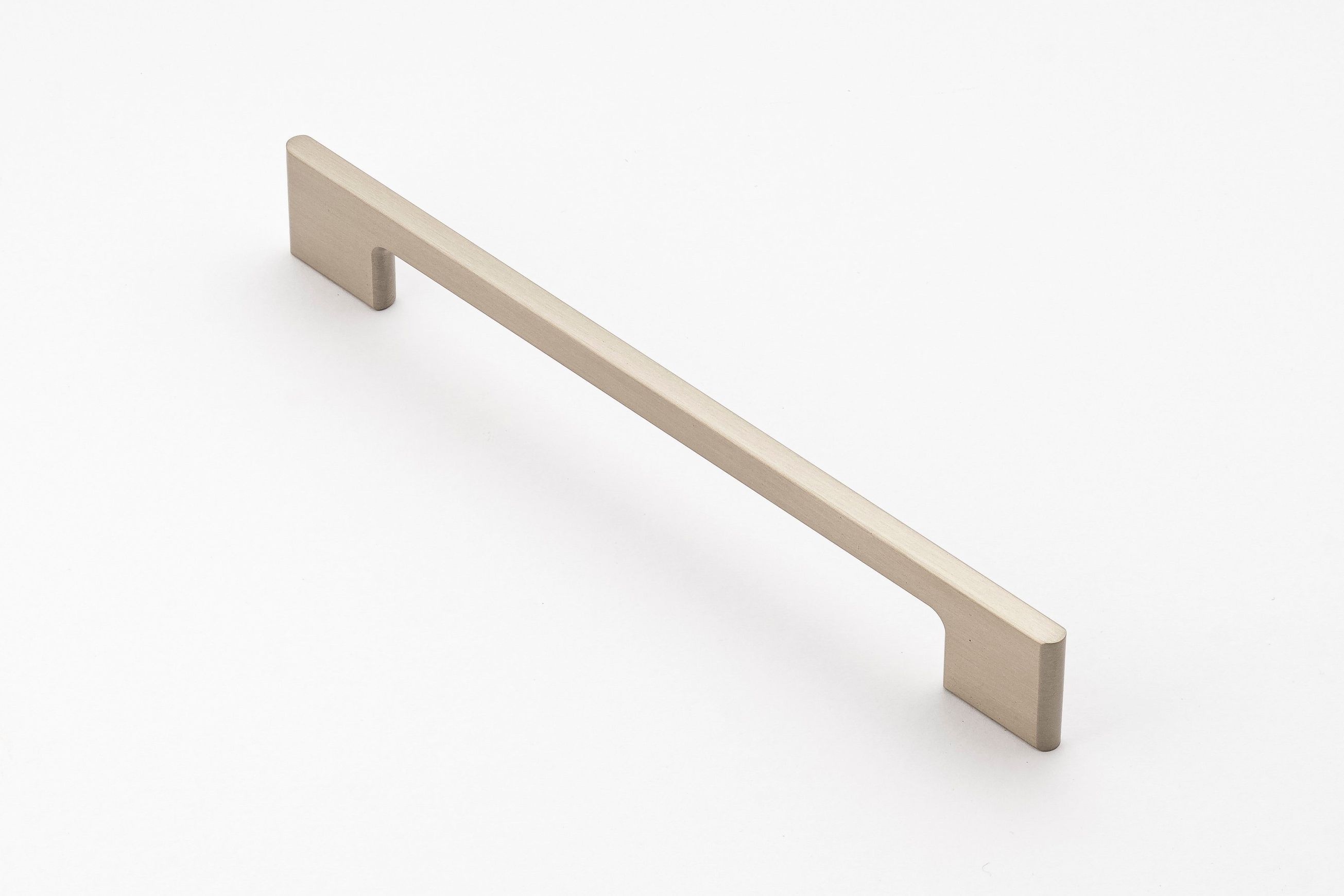 Cove D-Pull Handle