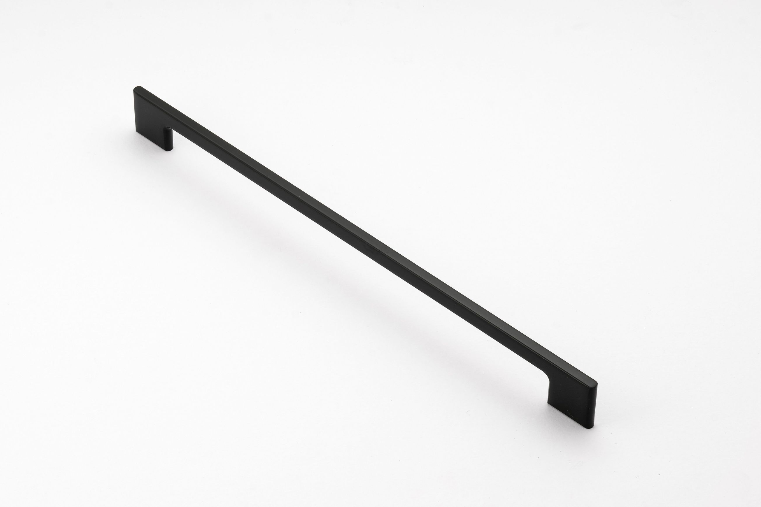 Cove D-Pull Handle