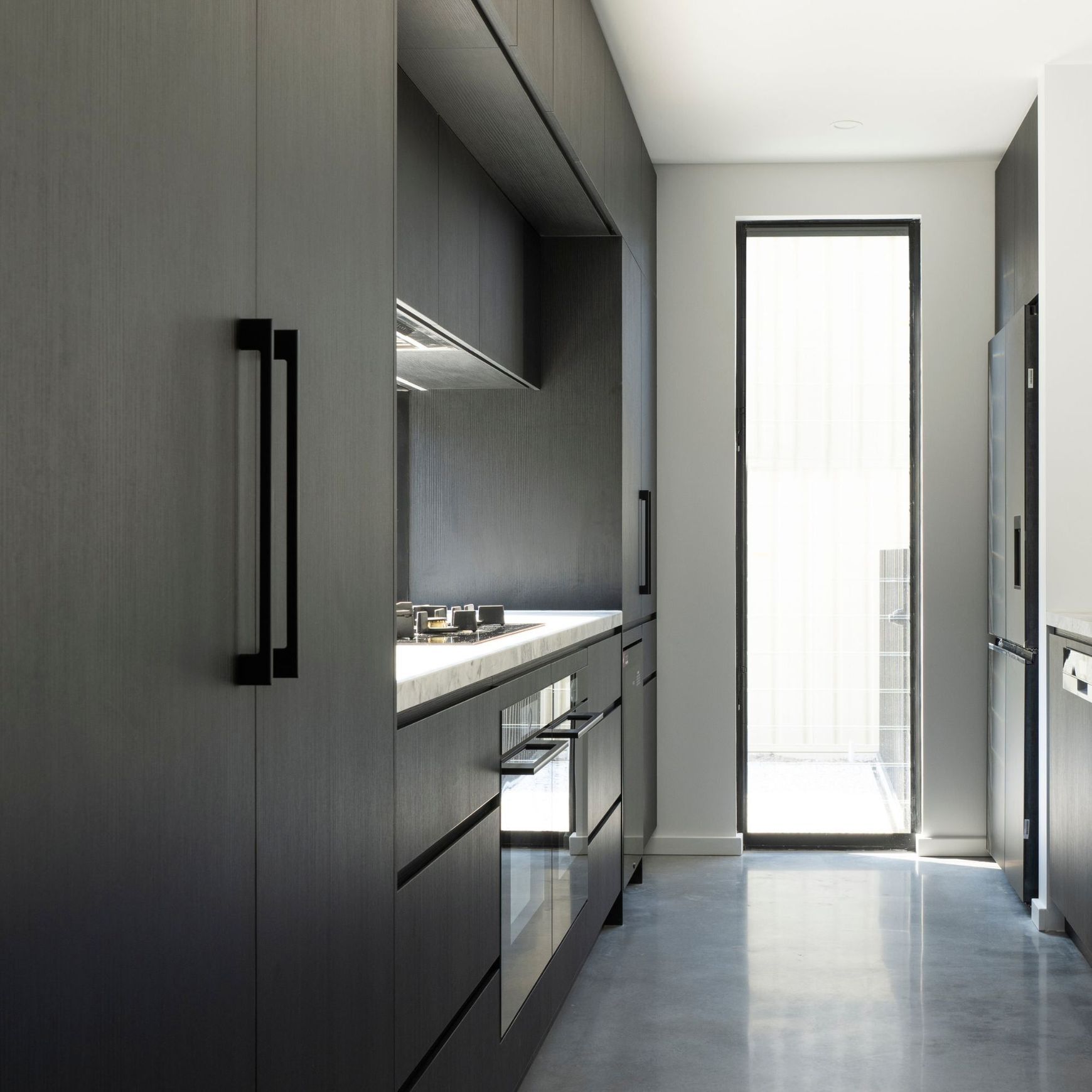 Cove D-Pull Handle