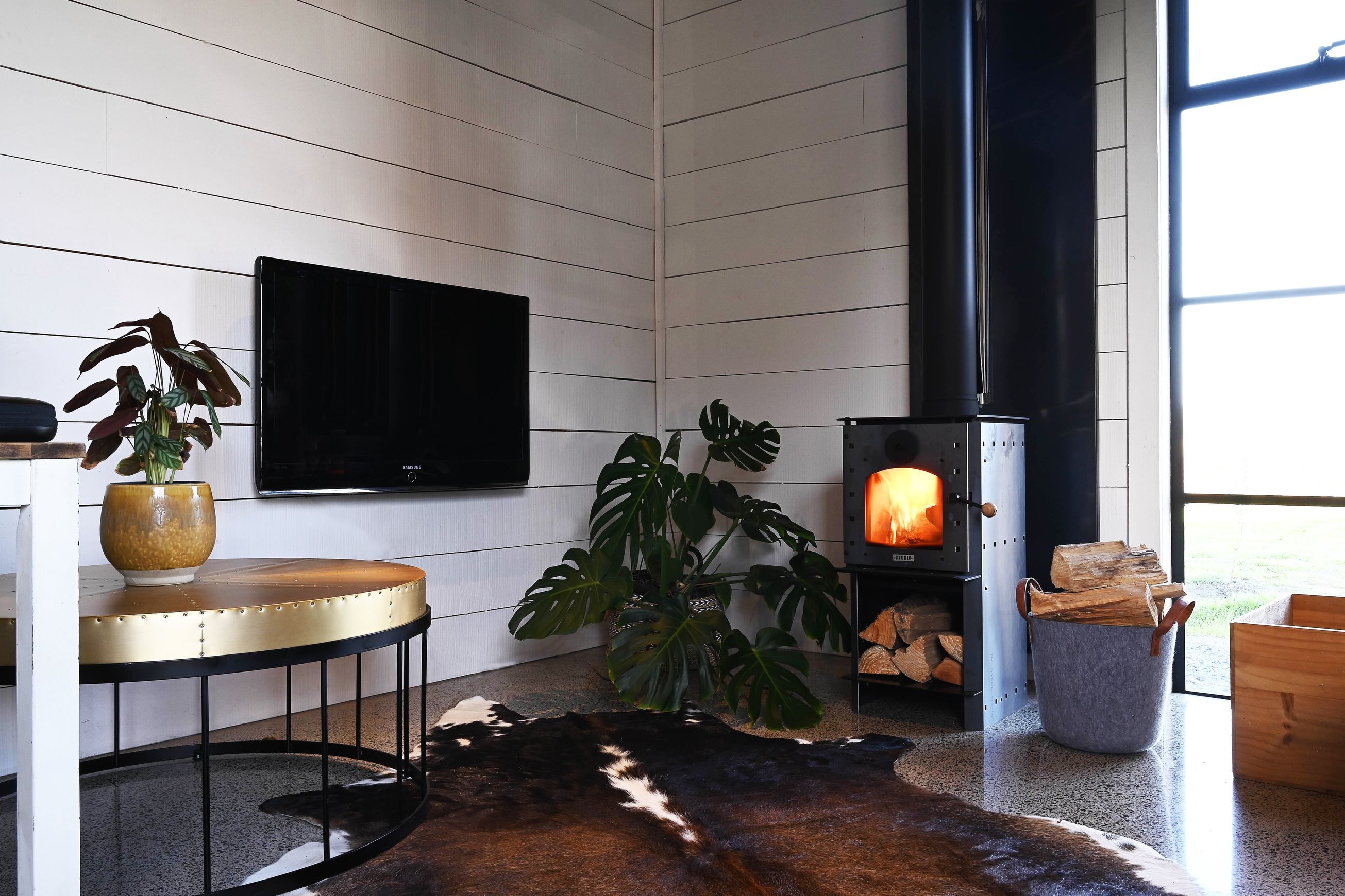 Warmington | Studio Stove Woodburner