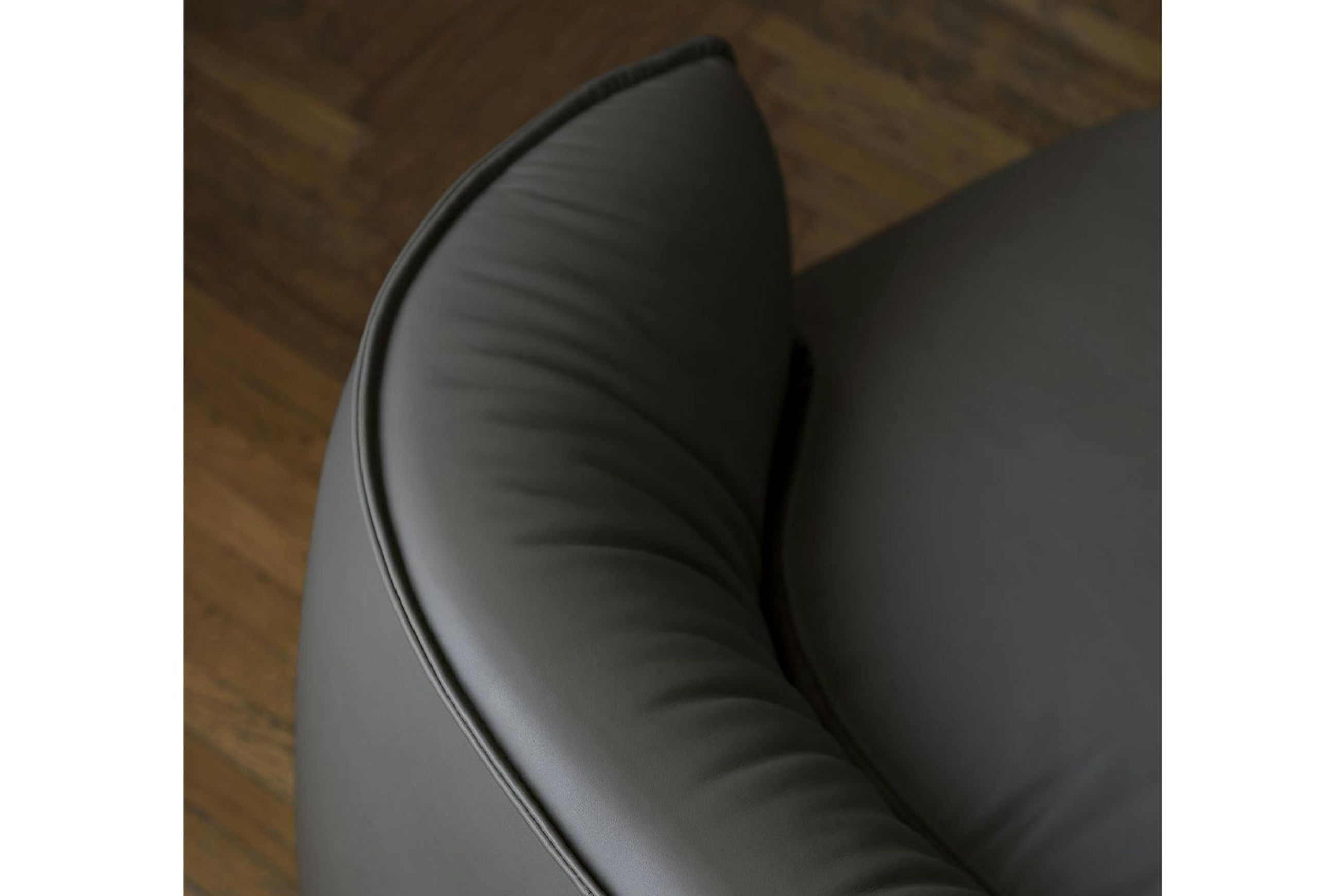 Brioni Sofa
