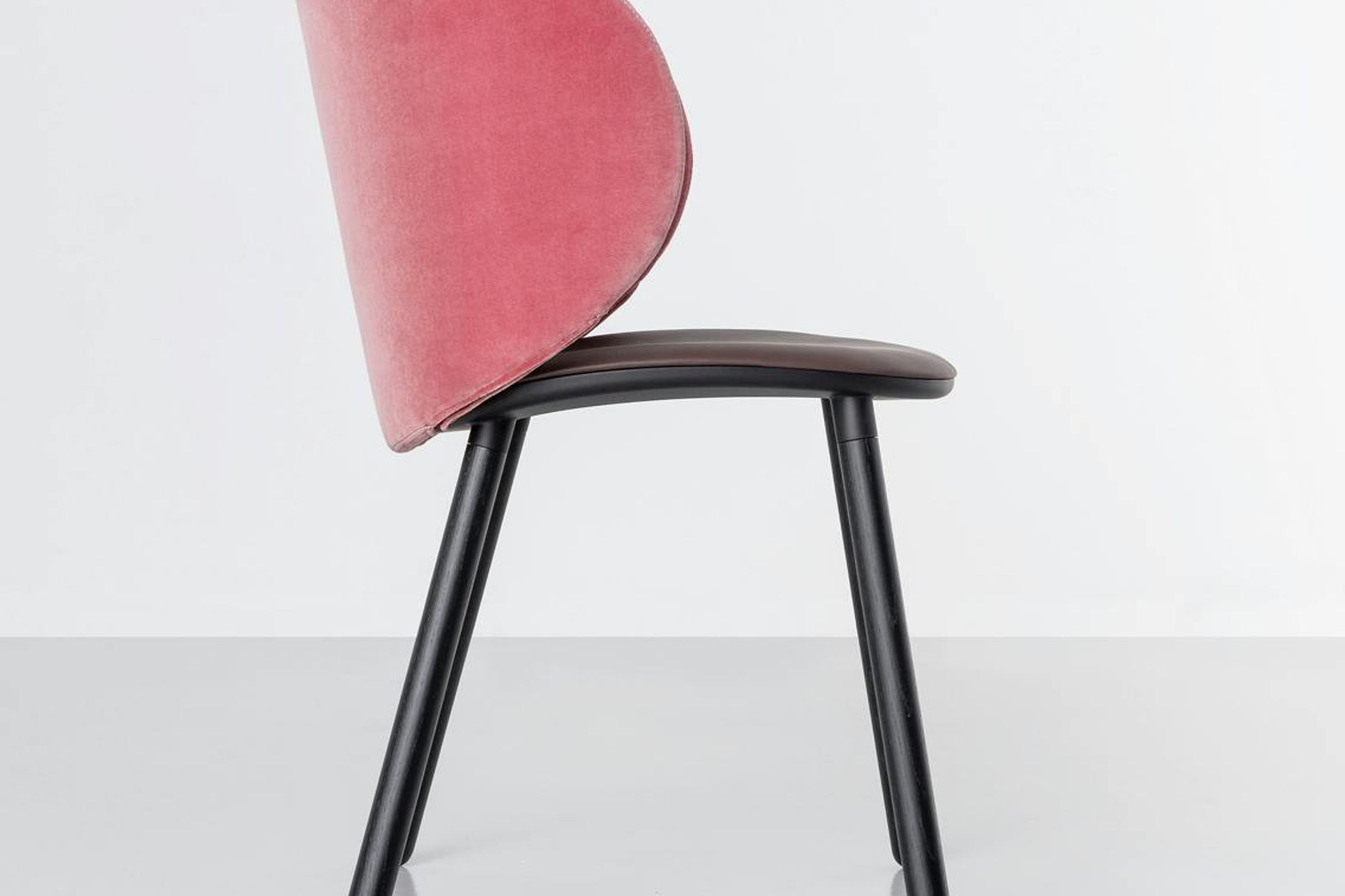 Dua Dining Arm Chair