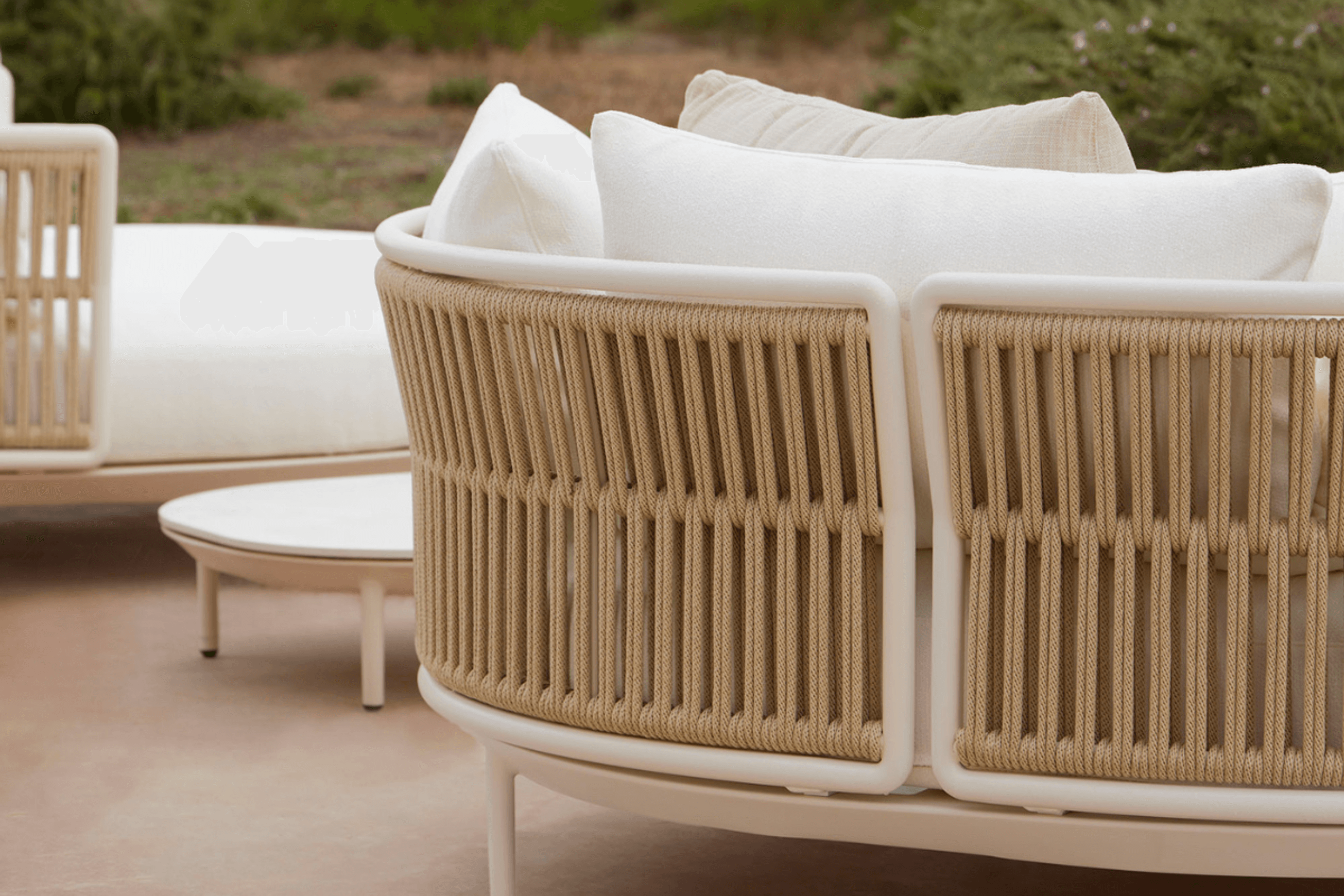 Amba Daybed - Woven