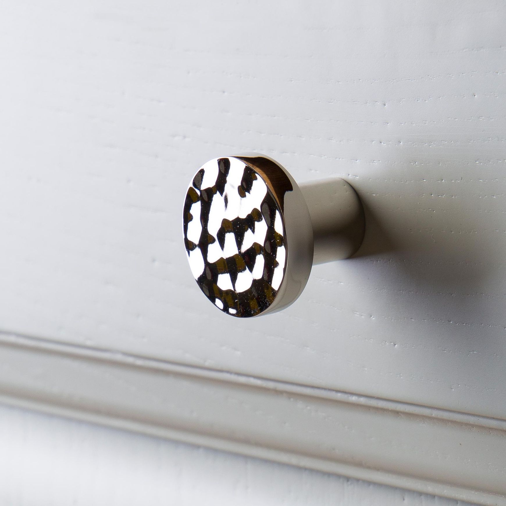 Tarn 35mm Hammered Knob