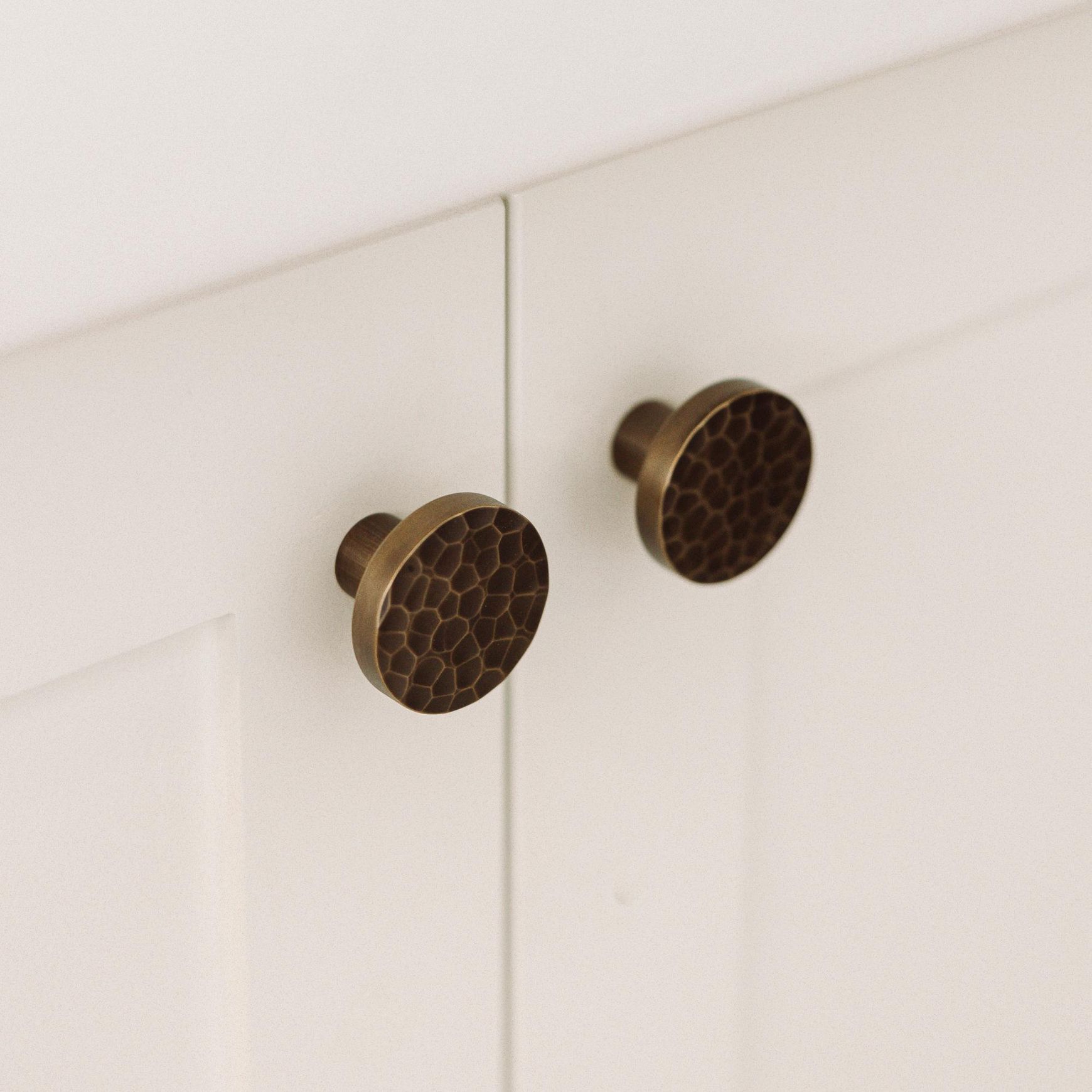 Tarn 35mm Hammered Knob
