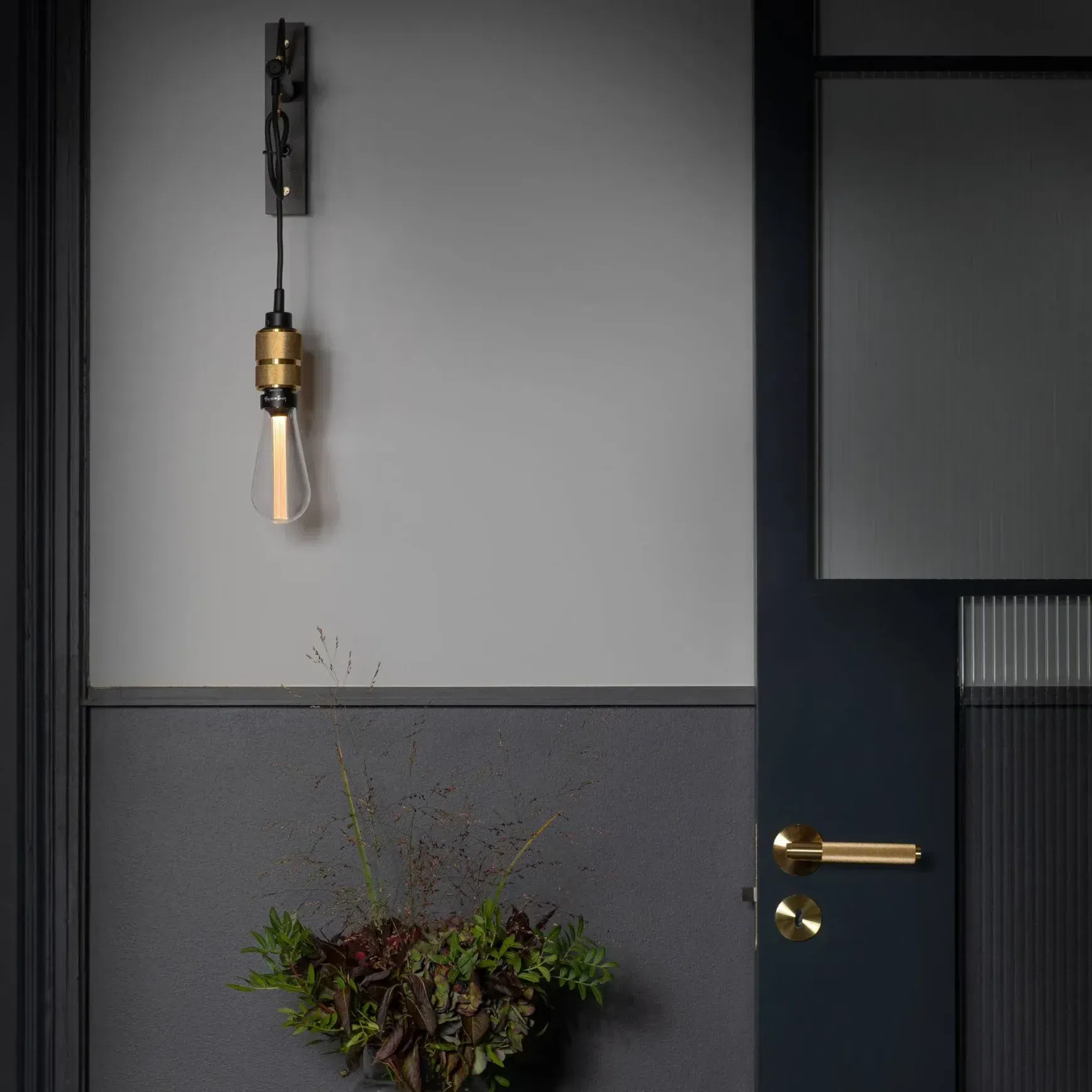 Hooked Wall Light - Nude