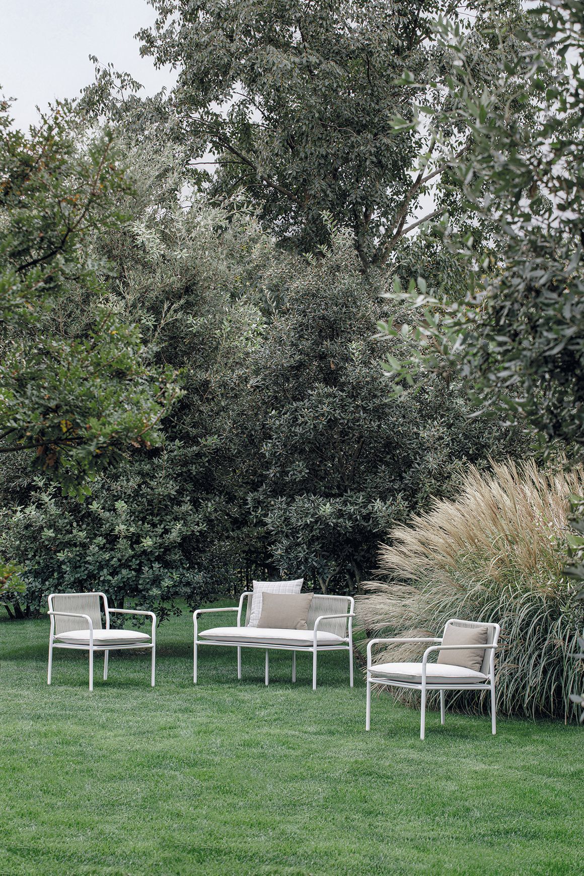 Air Outdoor Sofa by Atmosphera