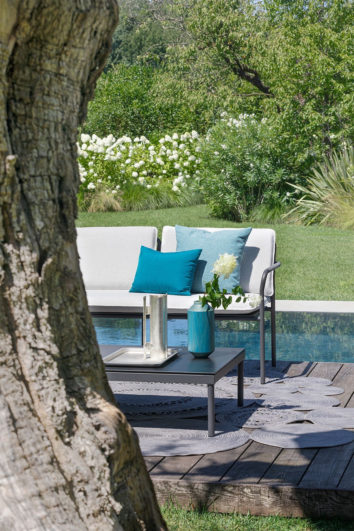 Air Outdoor Sofa by Atmosphera