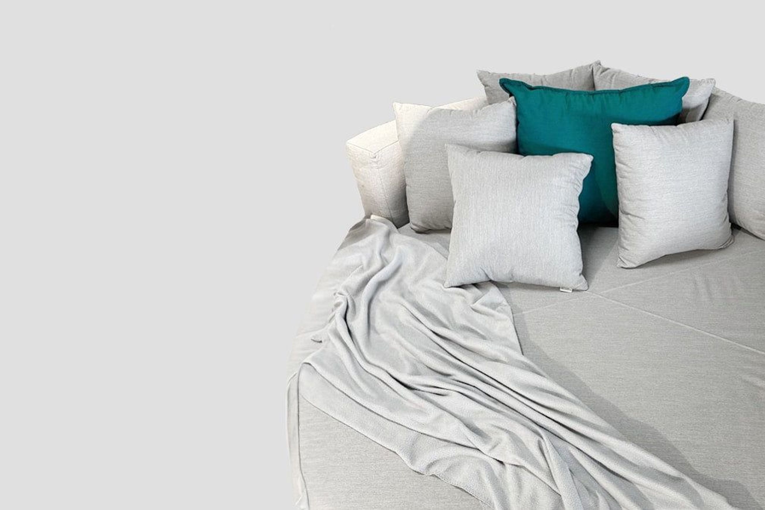 Alexandra Daybed
