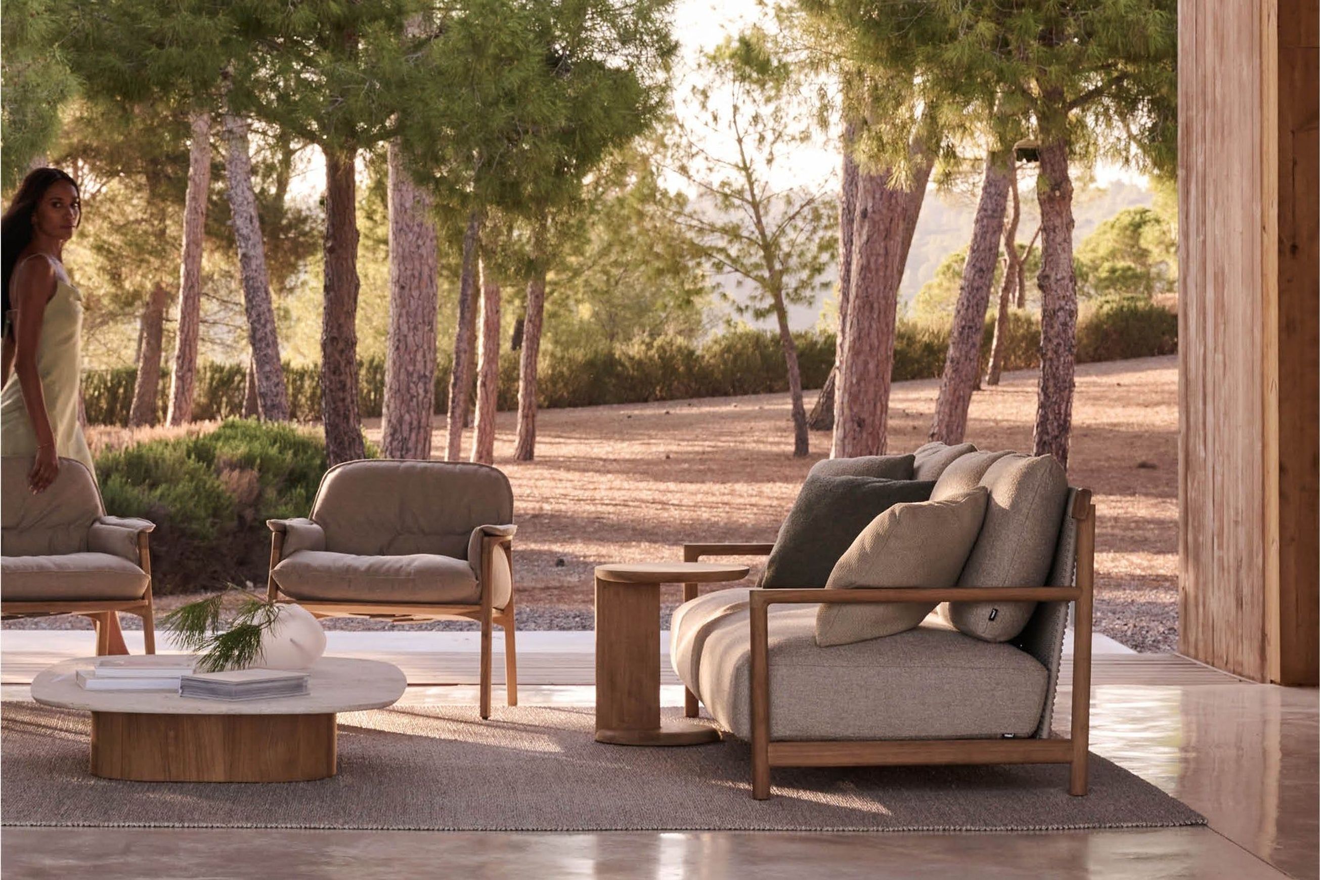 Amanu C Side Table