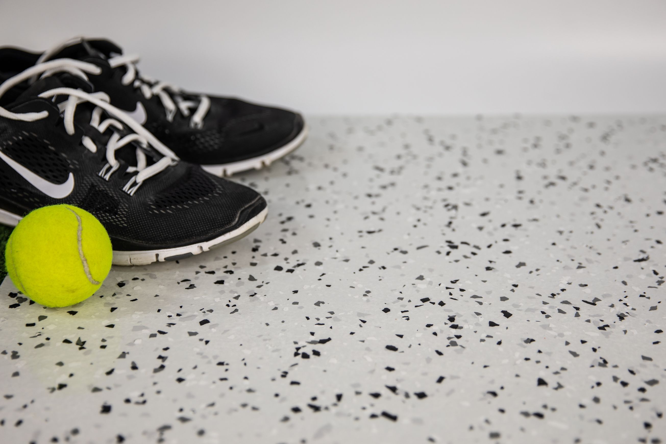 Dulux Avista Decorative Flakes