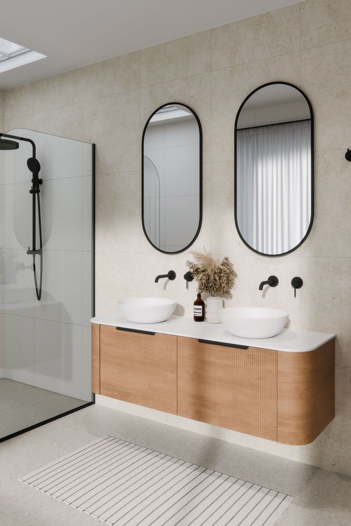Aspect 500 Oval Framed Mirror