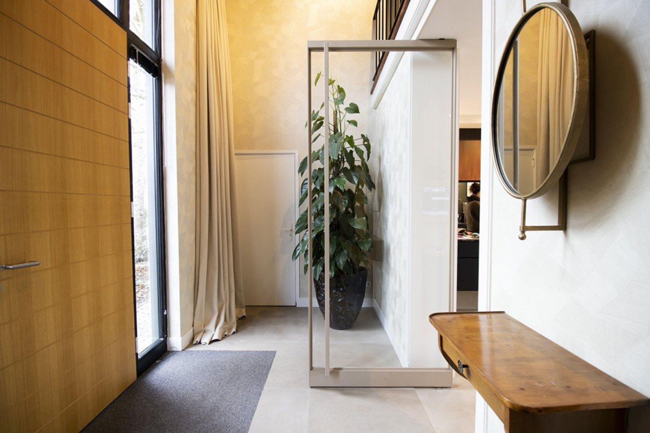 FritsJurgens System M+ Concealed Top Pivot