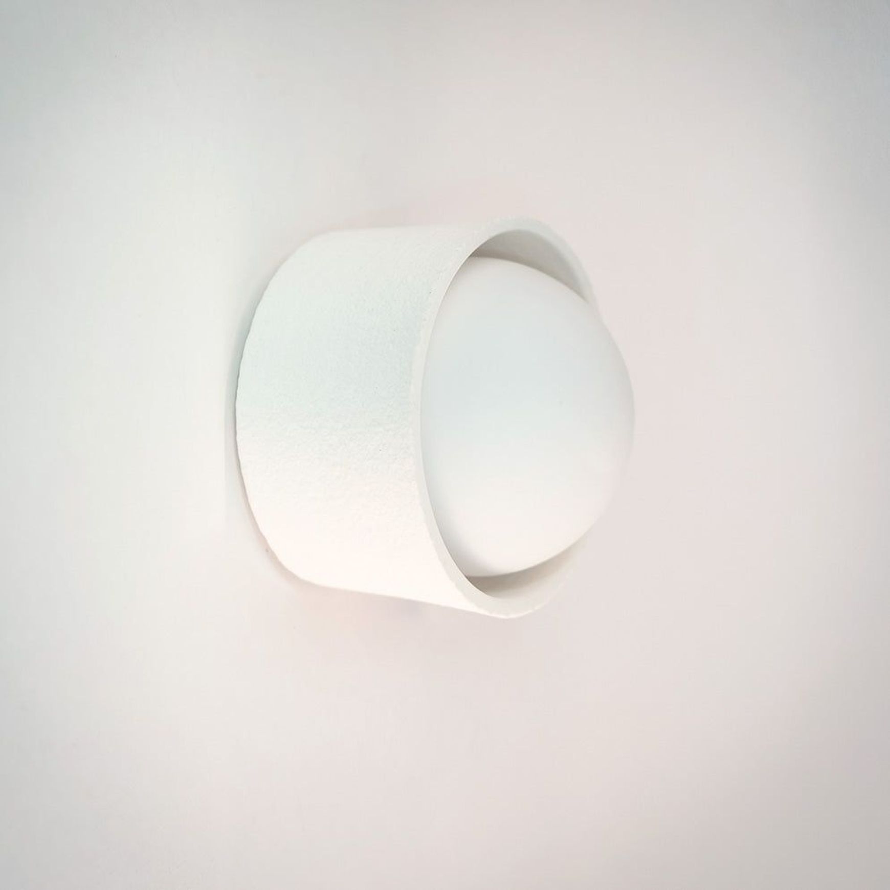 Bianca Porcelain Wall Light