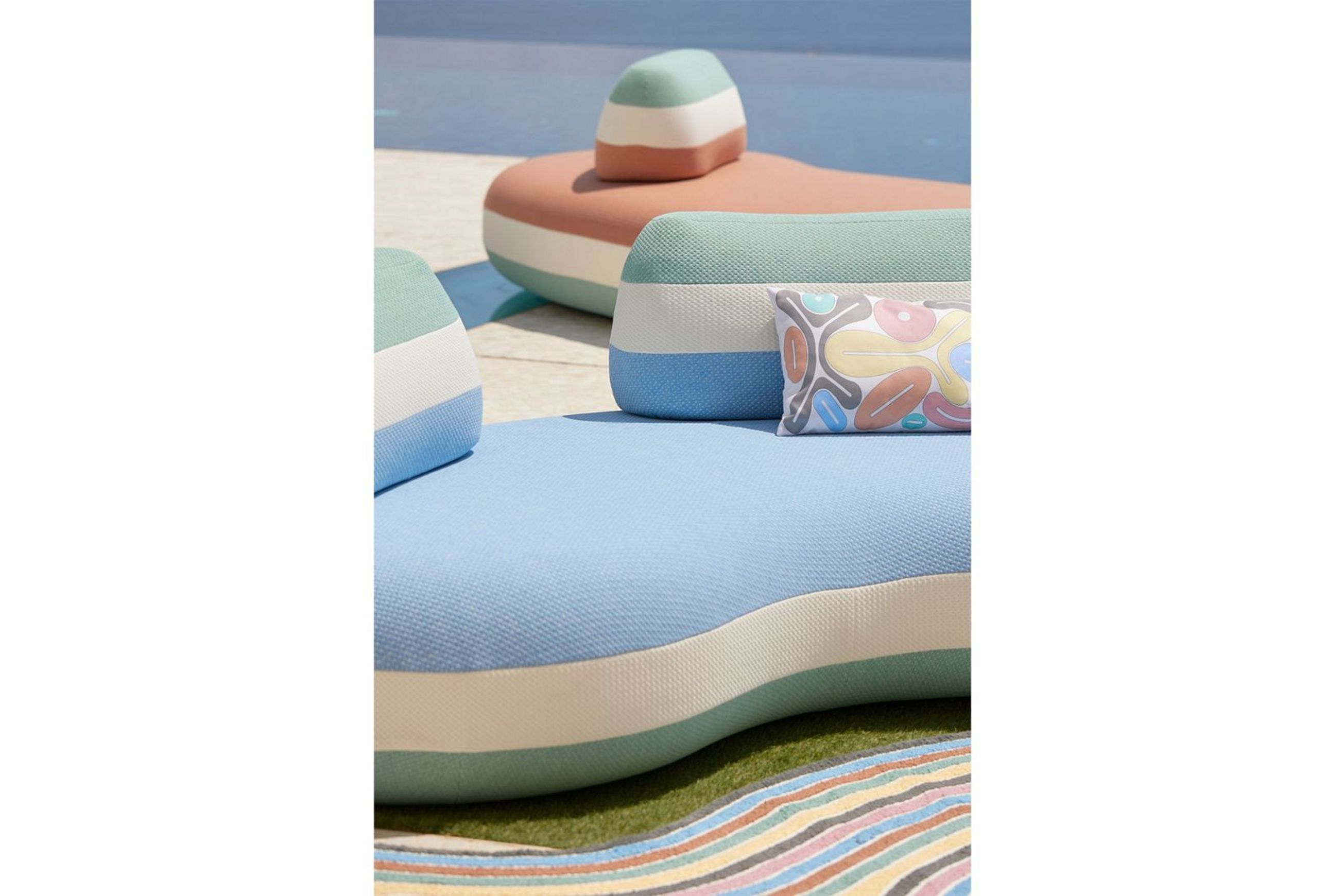 Bombom Outdoor Sofa