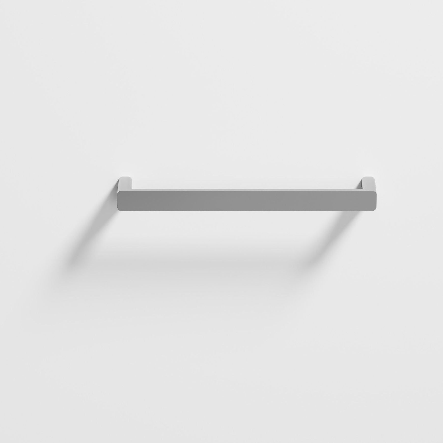 Lineare 475 Horizontal Heated Towel Rail