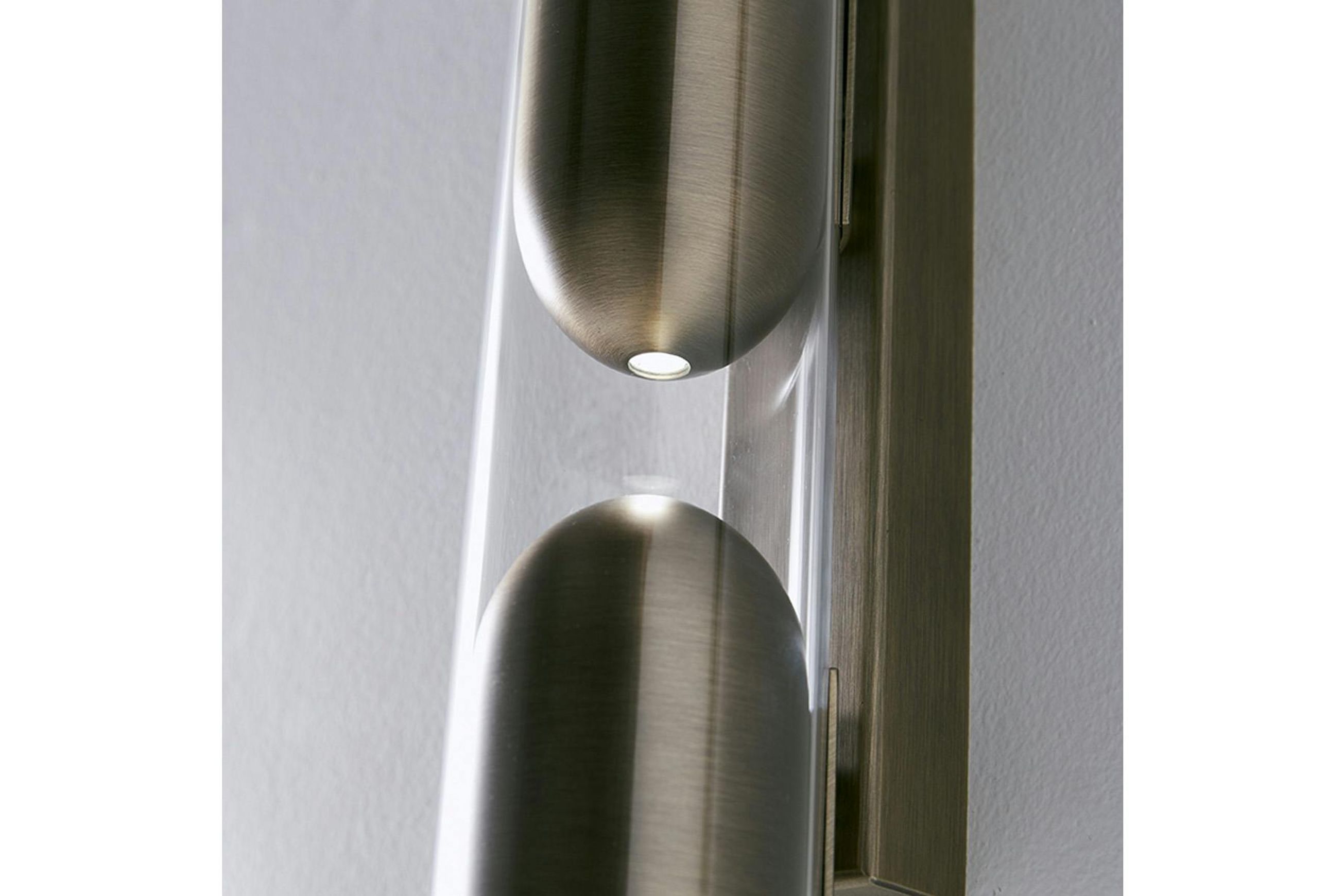 Clash Wall Lamp