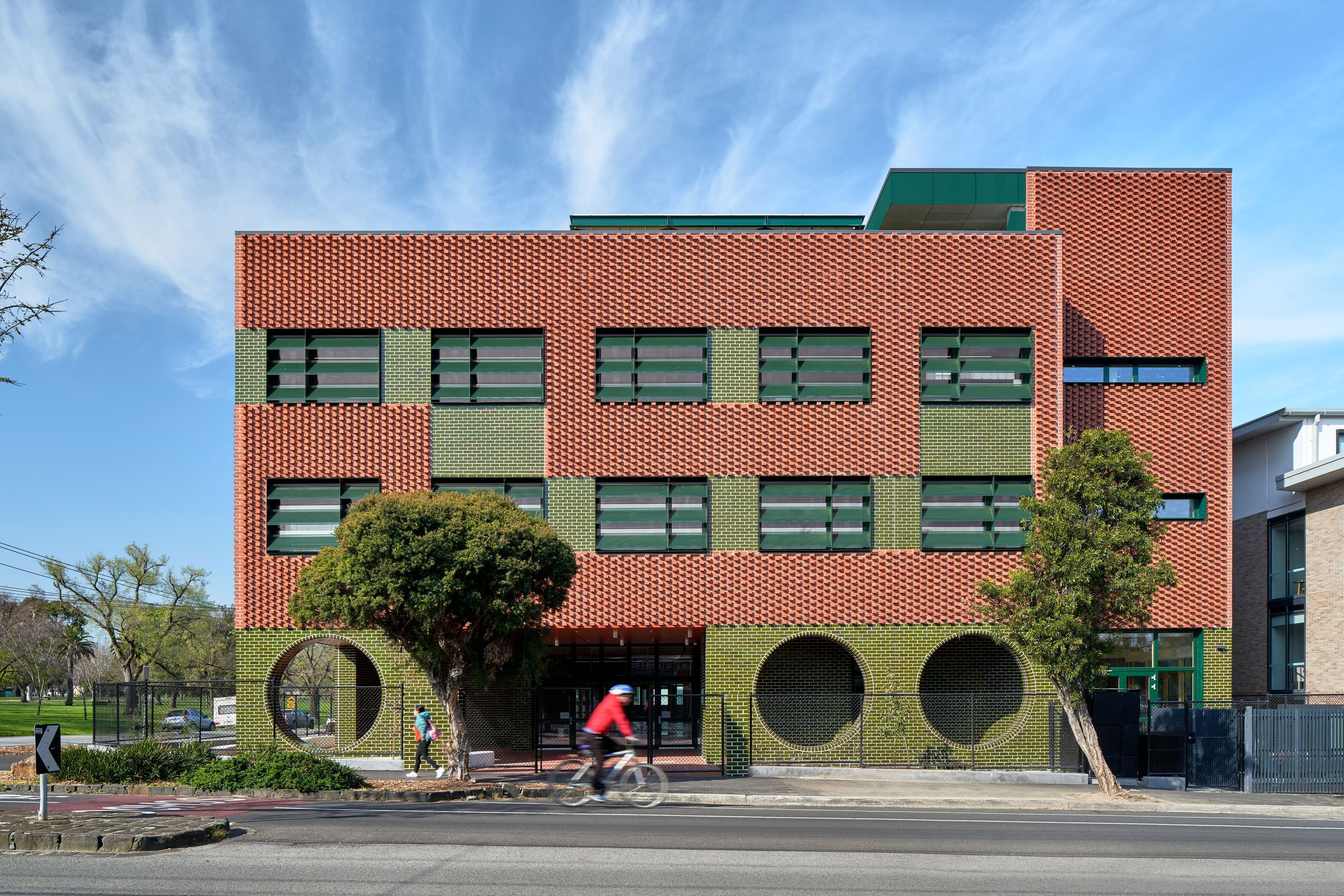 Passive House | Picture/Fixed Windows