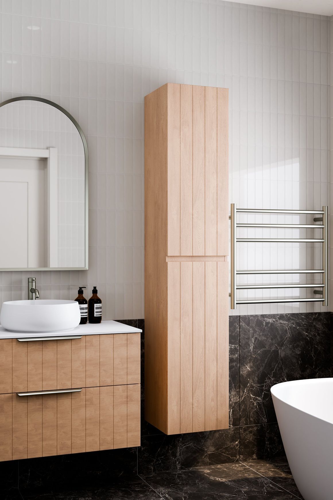 Lineare Tall Storage Tower