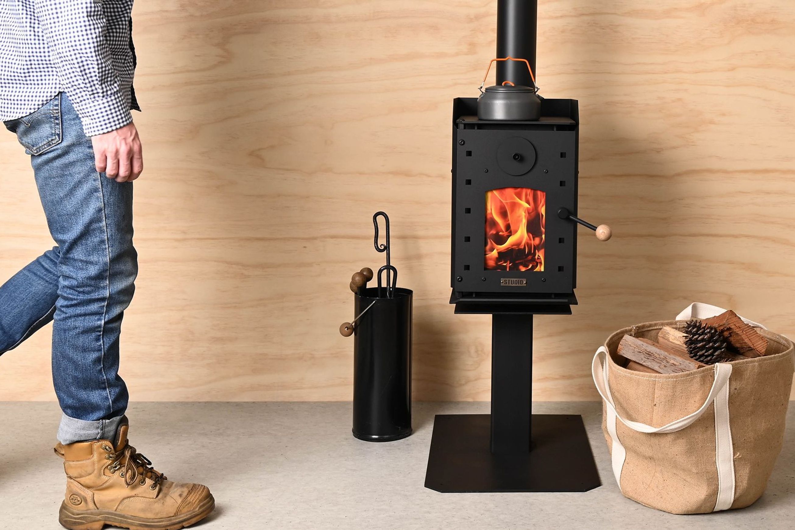 Warmington | Studio Compact - Log Box Fireplace