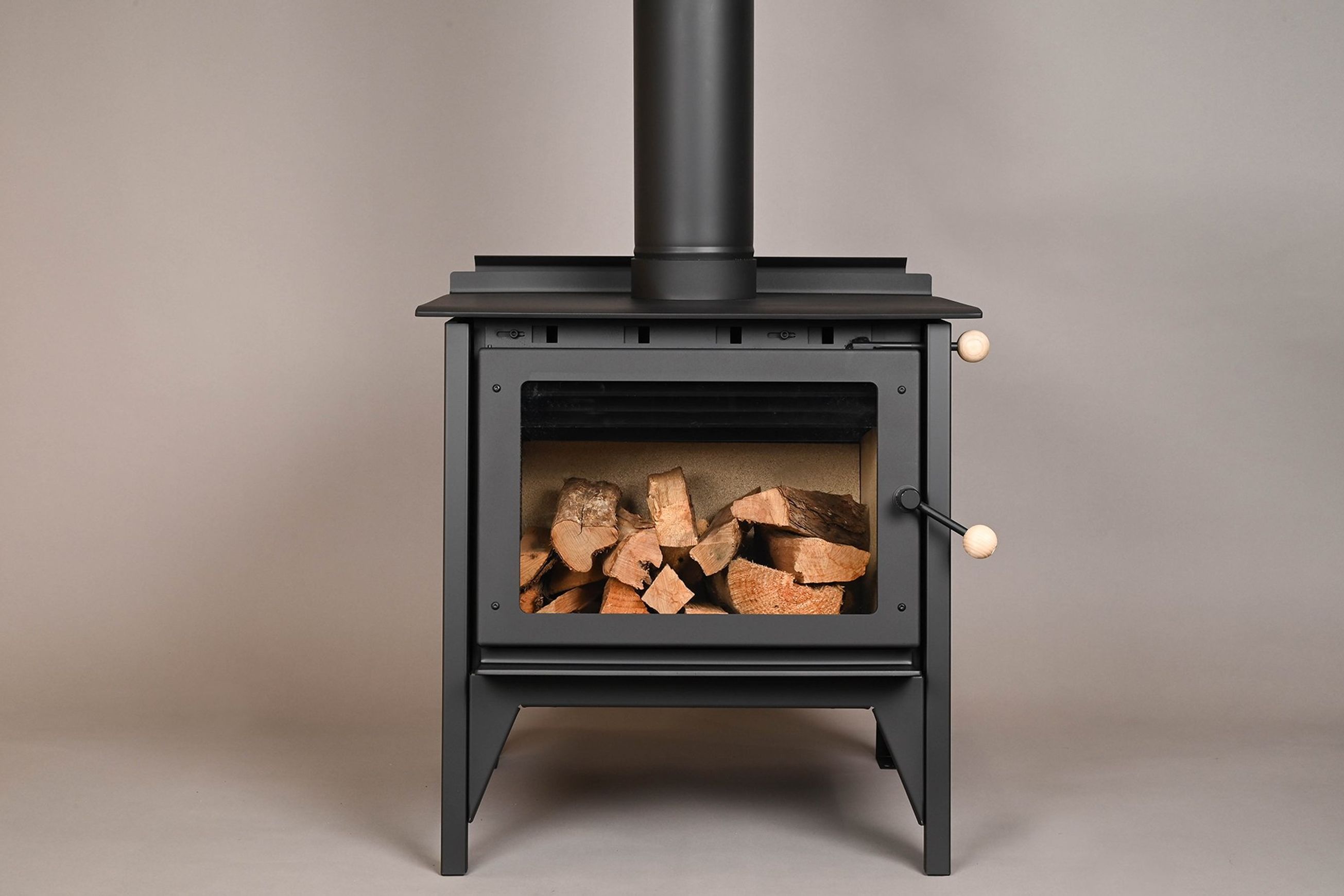 Warmington | Tasman Freestanding Woodburner with Flue