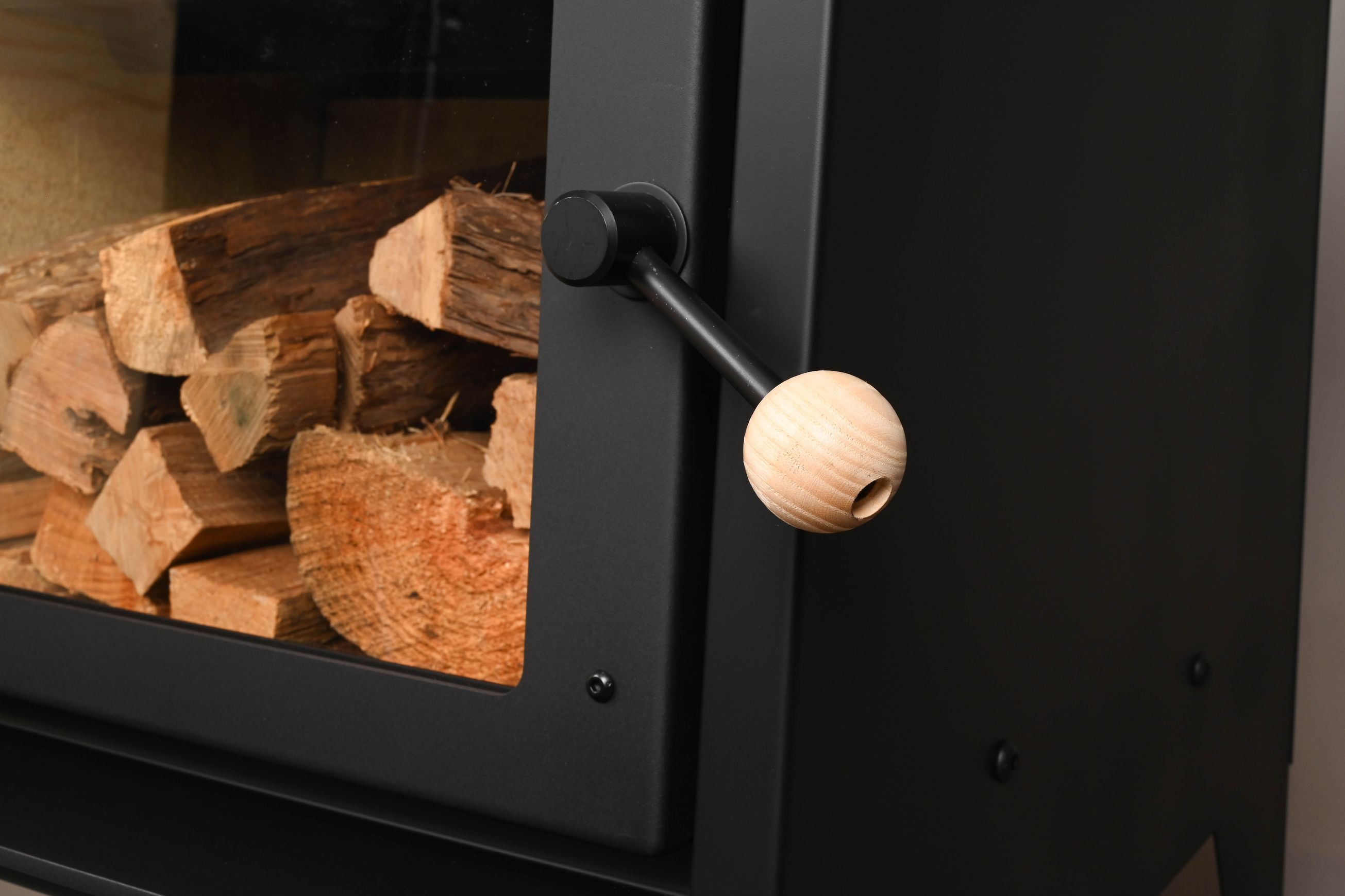 Warmington | Tasman Freestanding Woodburner with Flue