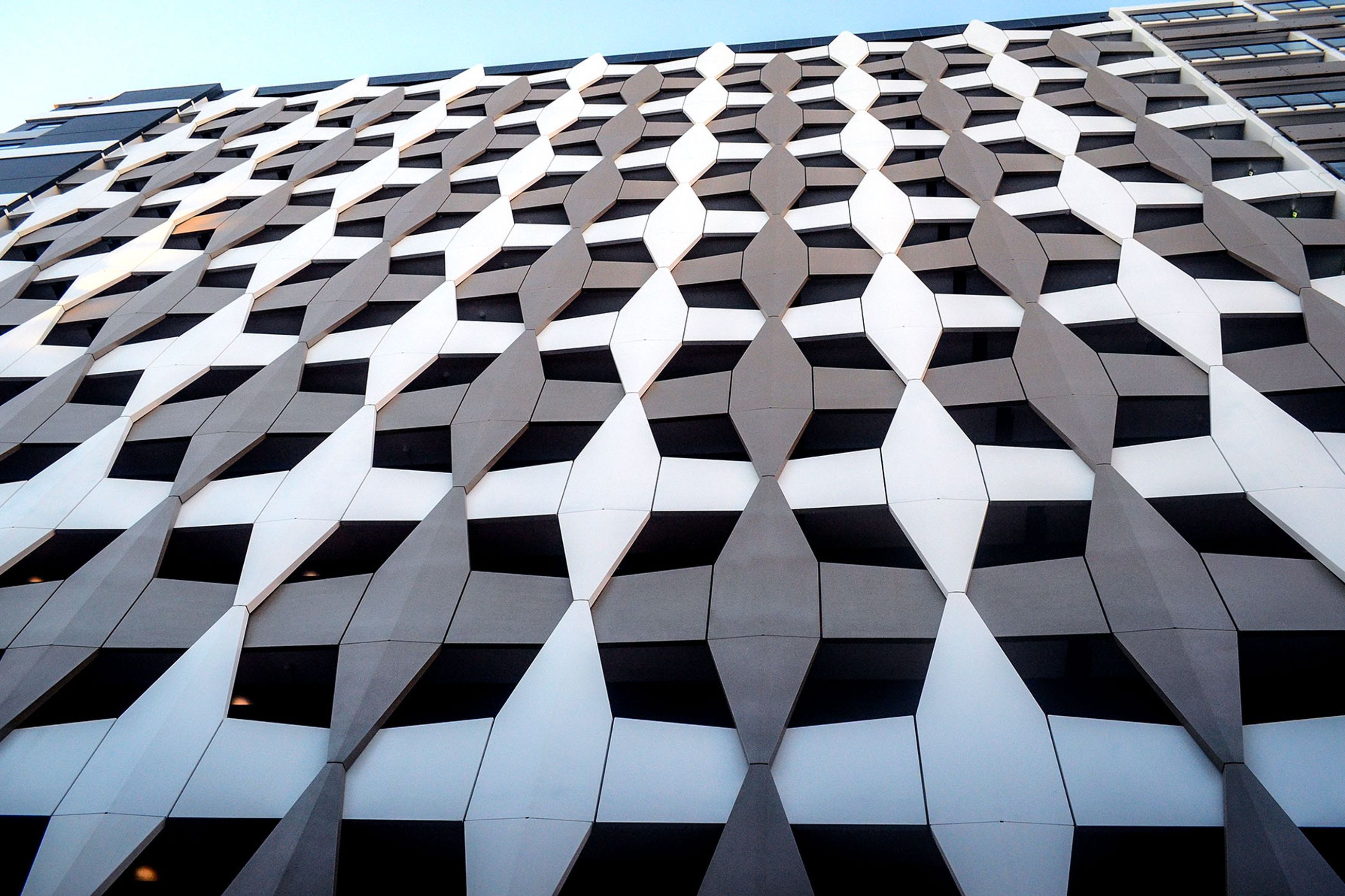 Skyforme Screens & Architectural Aluminium