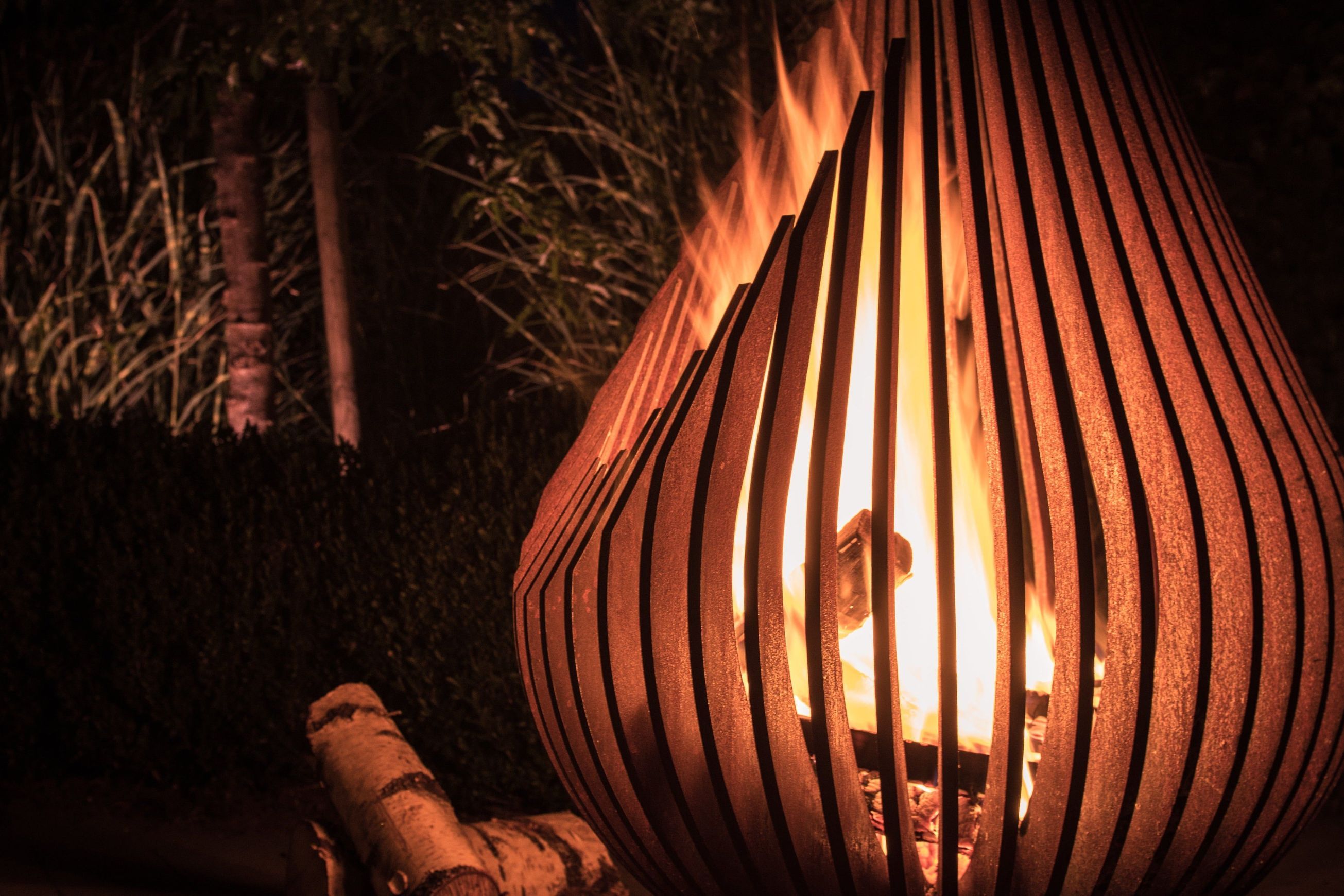 Dewdrop Outdoor Fire Sculpture