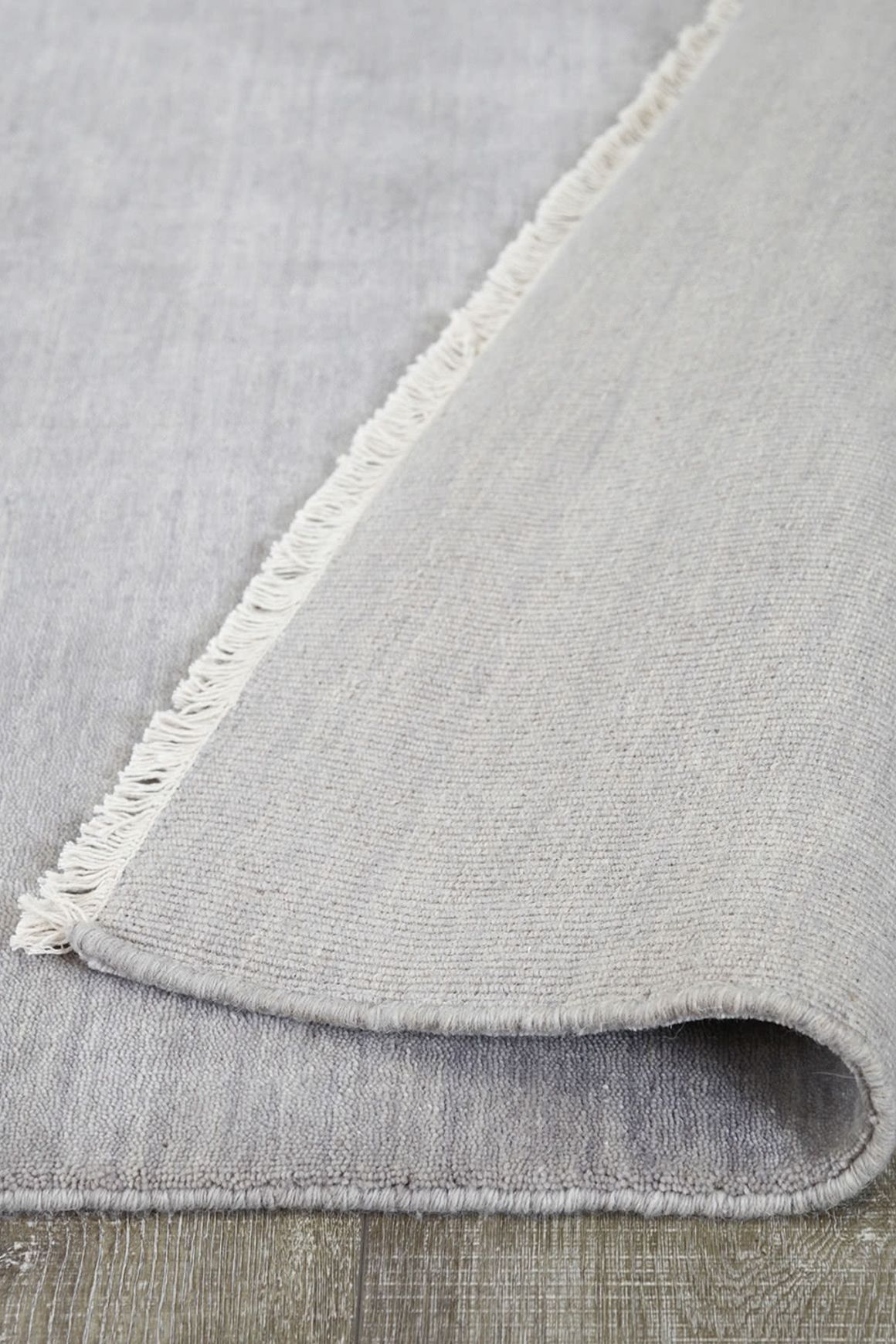 Diva Rug | Moonstone