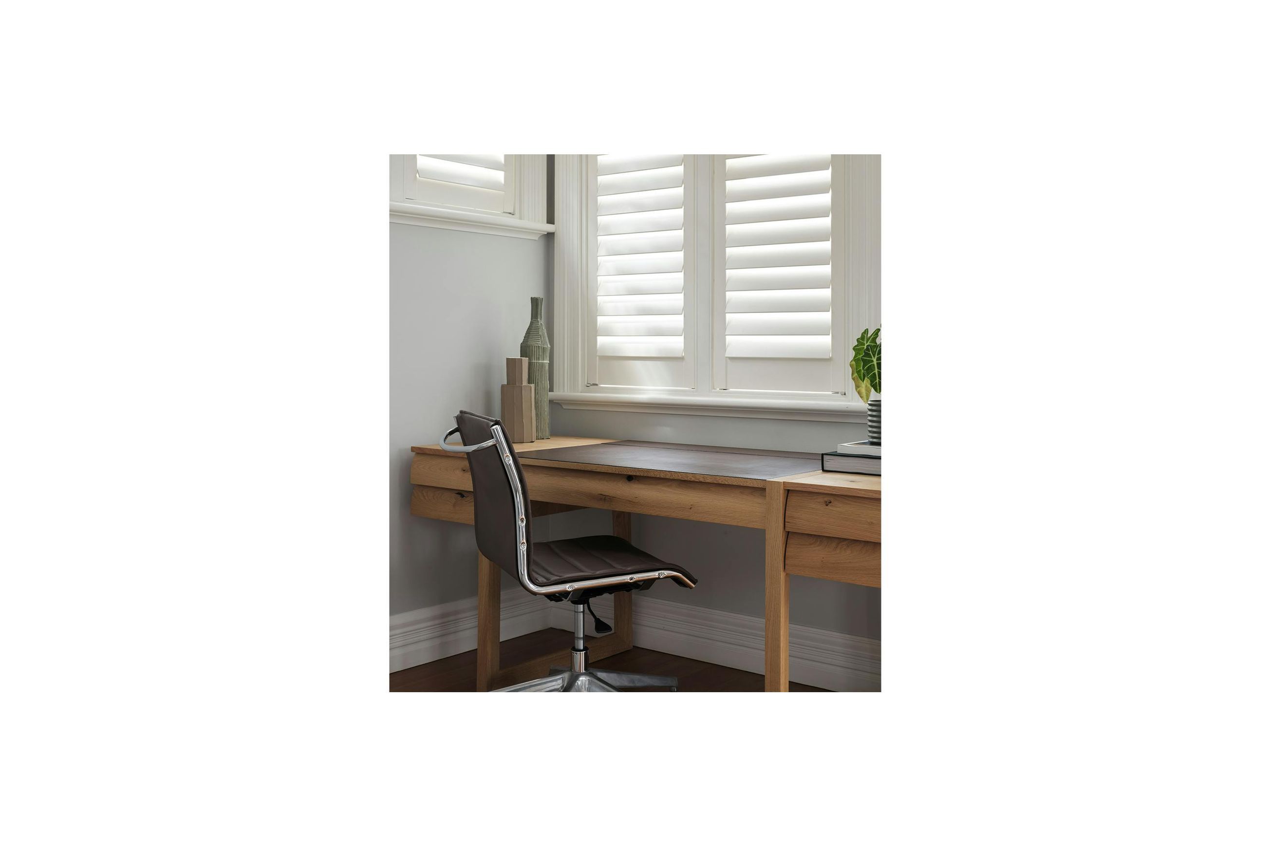 Elle Ecrit Desk