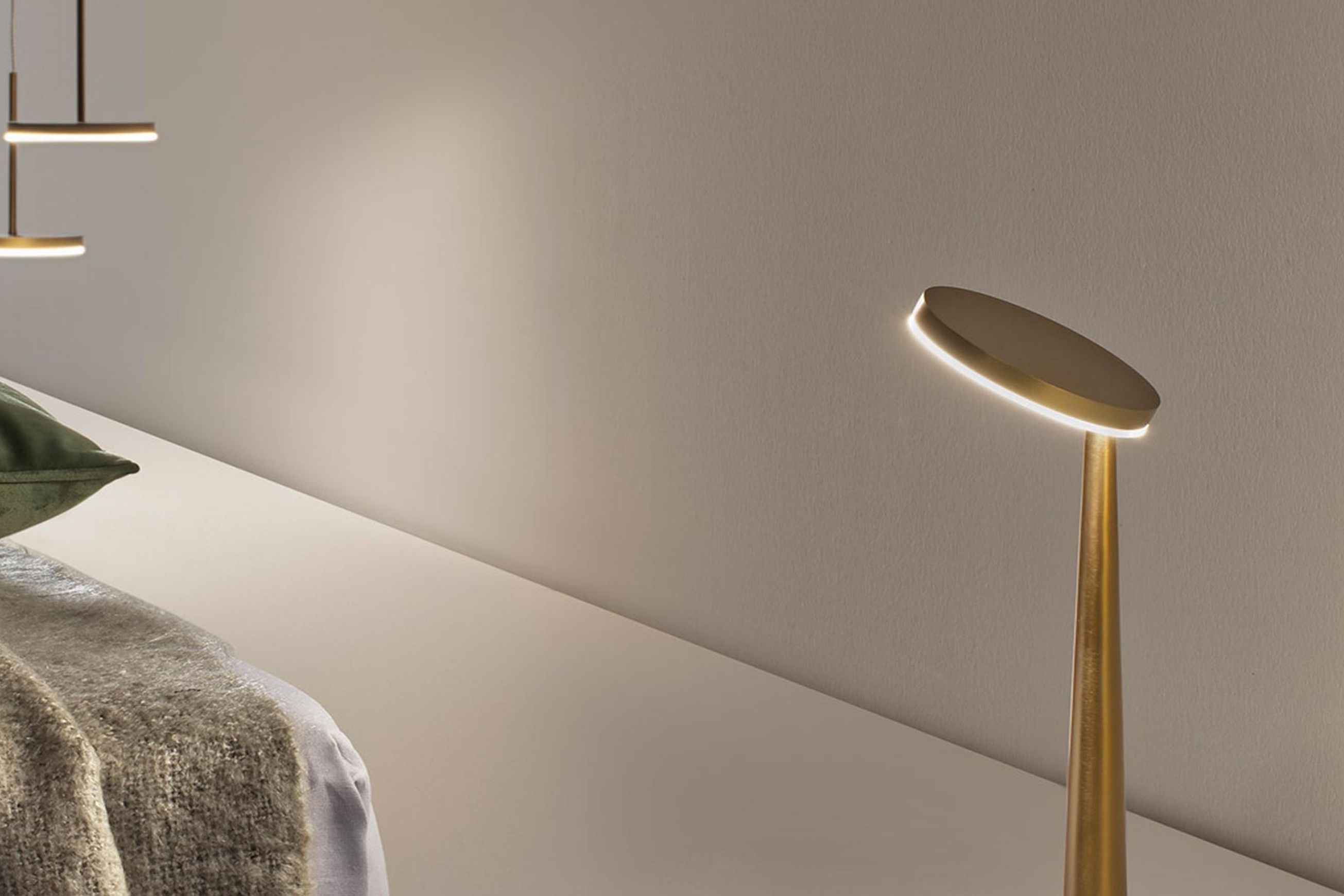 Bella Table Lamp