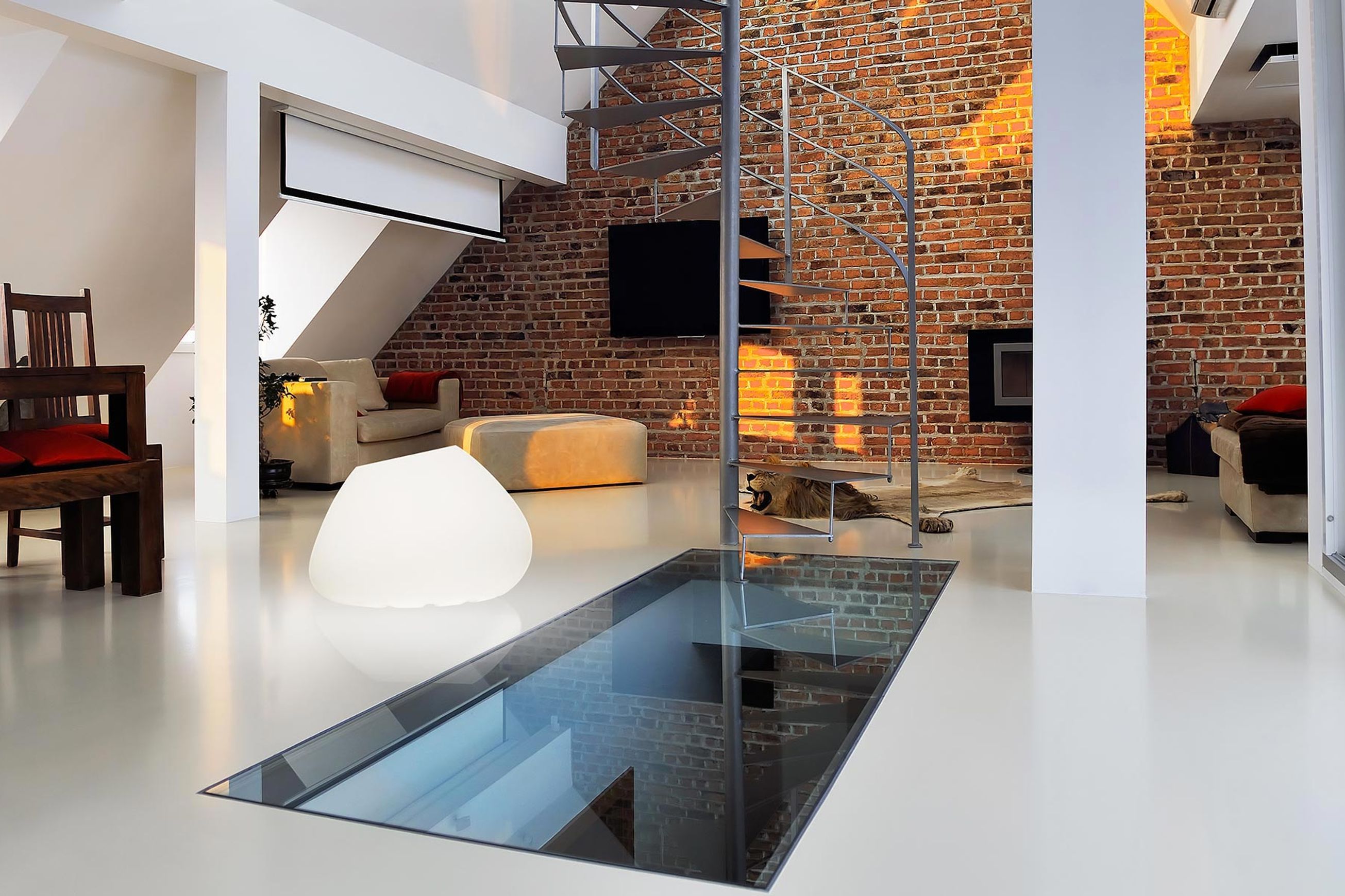 Potter Illuminated Stool
