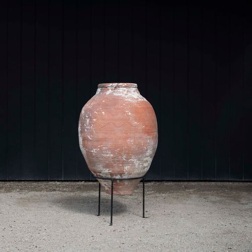 Turkish Stand Straight Leg