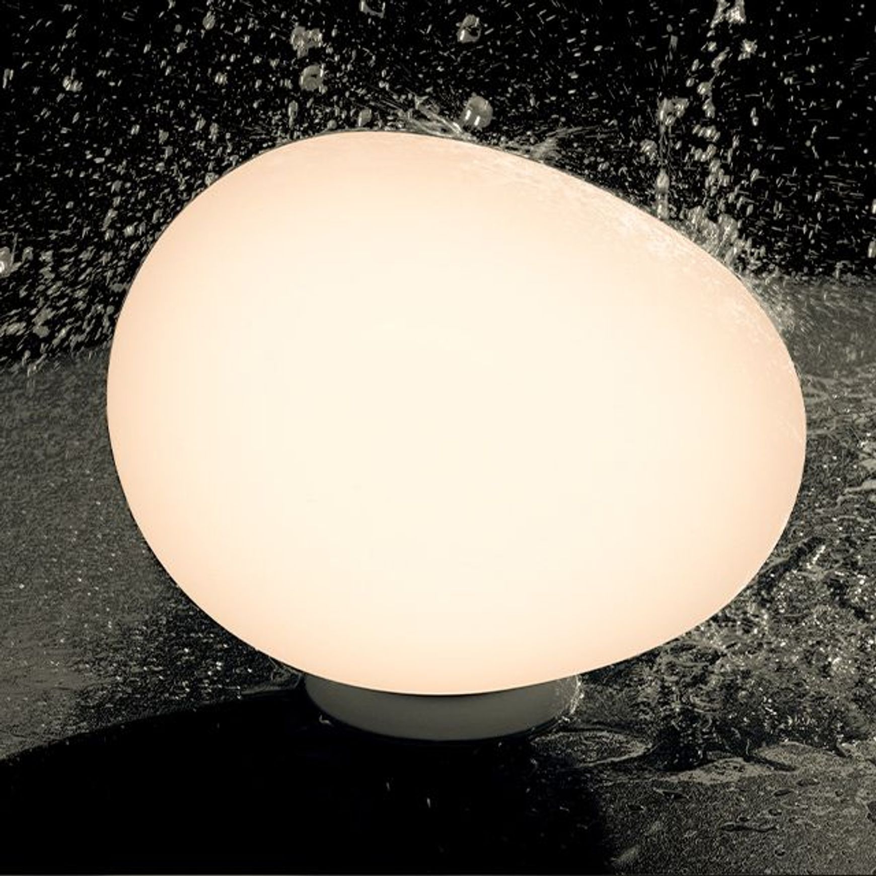Outdoor Gregg Grande Floor Lamp - Polyethylene
