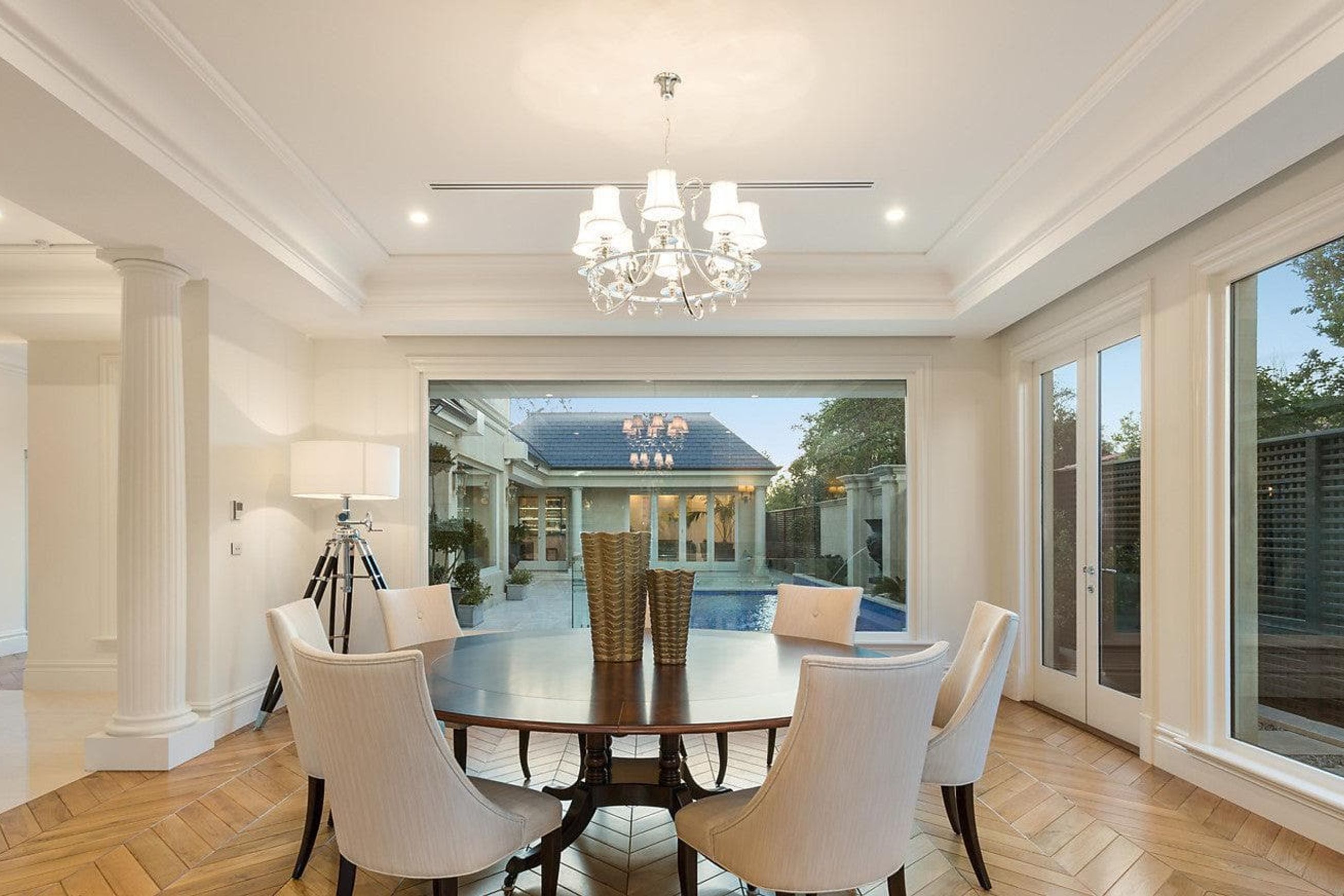 NewYork - Hampton Halo 8 Light Chandelier - Polished Nickel