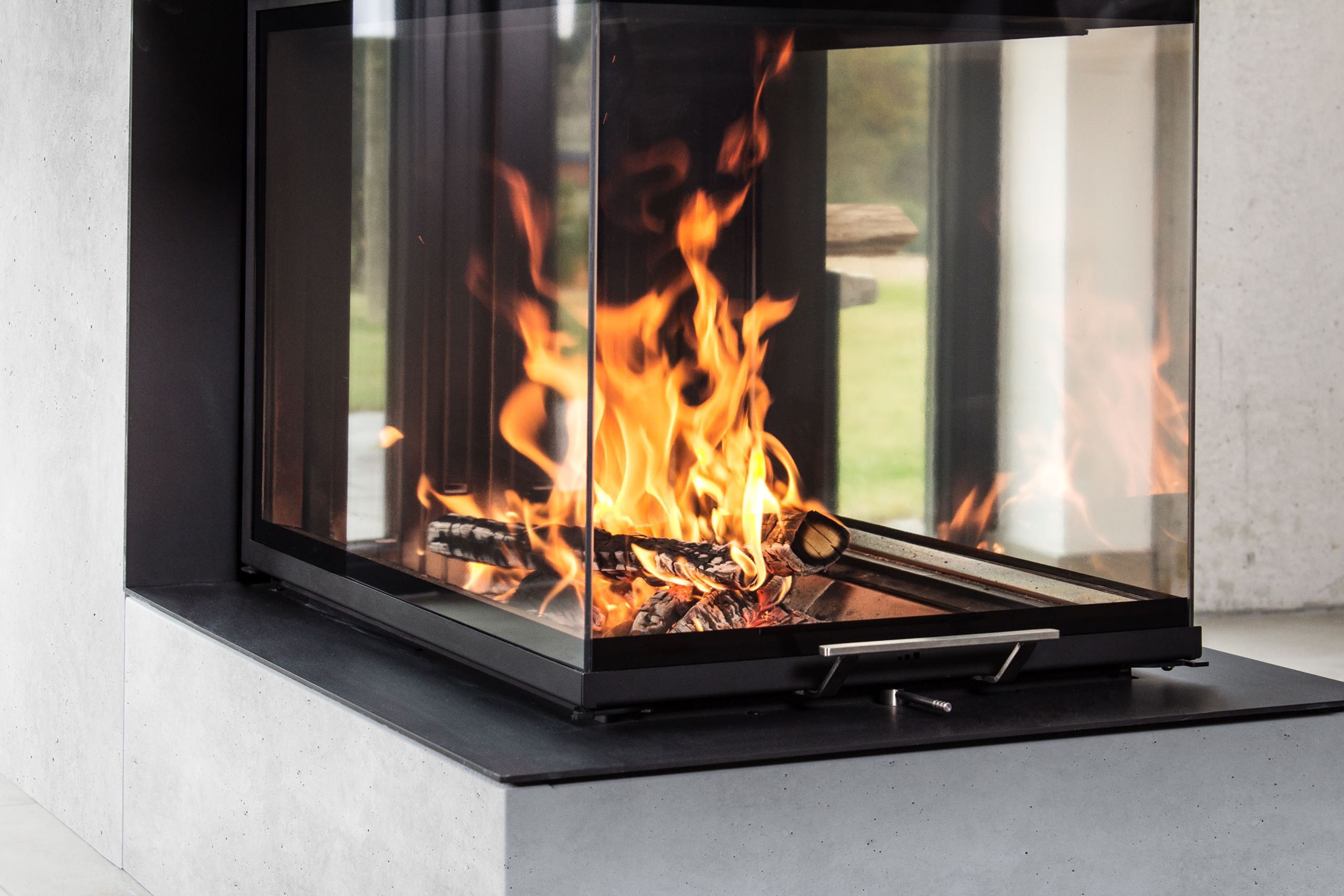 Hoxter Uka 86 Three Sided Wood Fireplace
