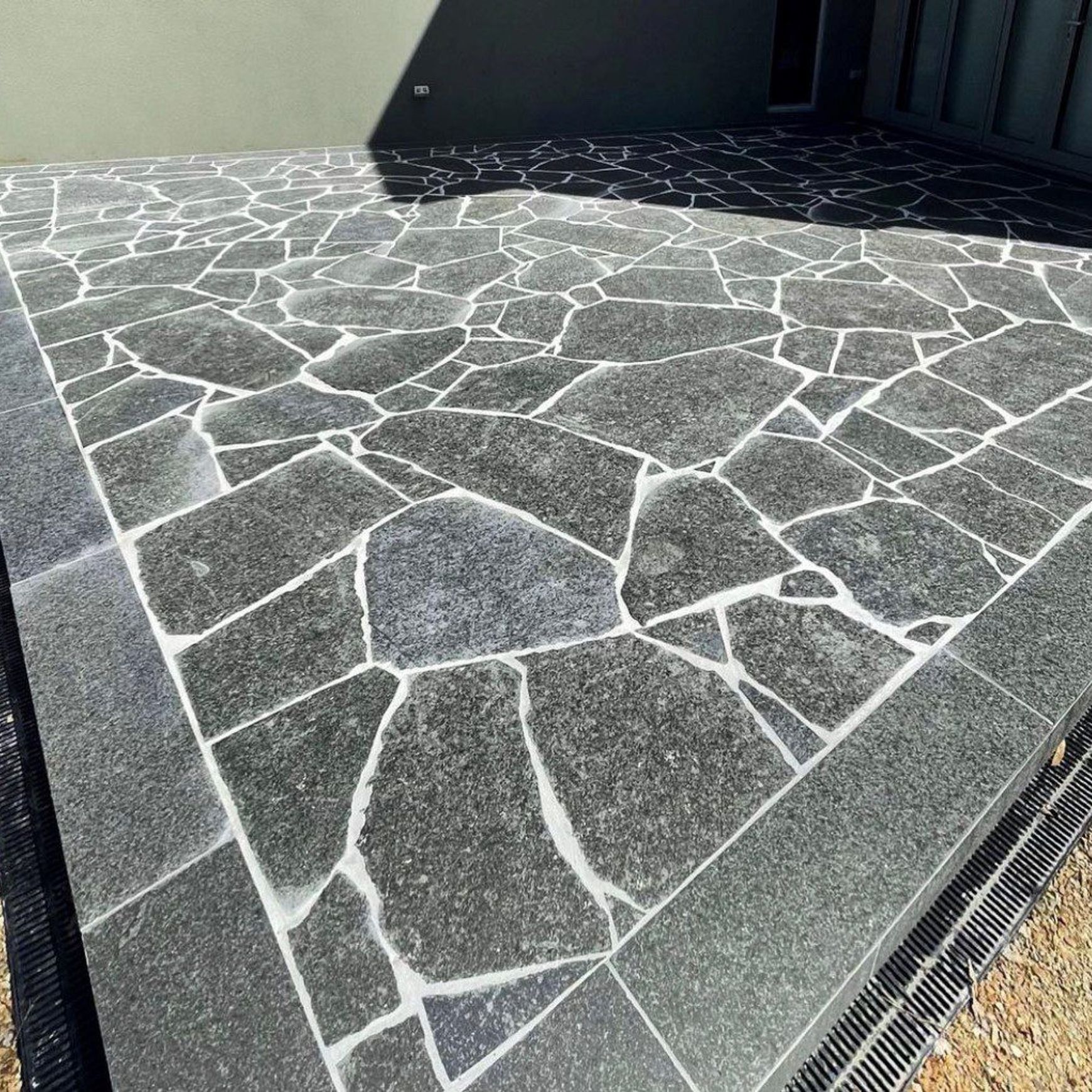Impala Black Granite Crazy Paving