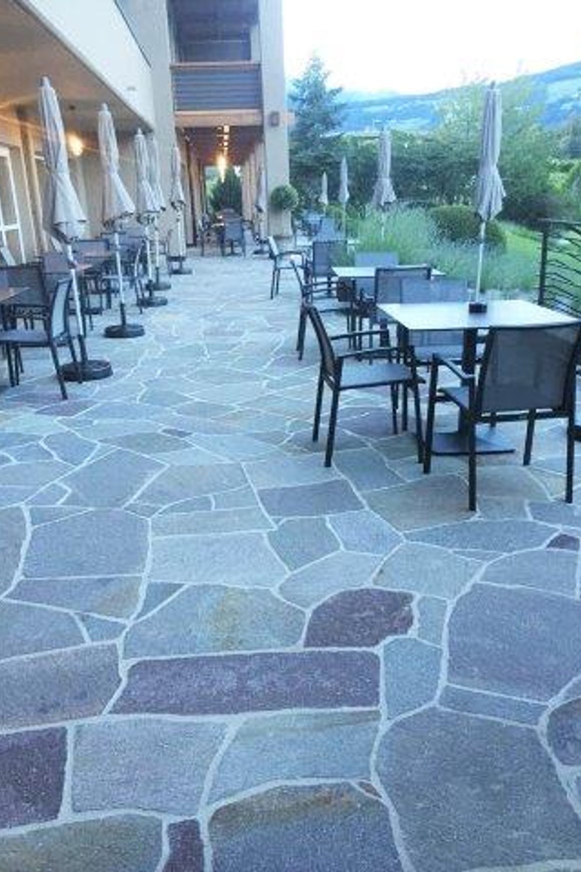 Italian Porphyry Crazy Paving
