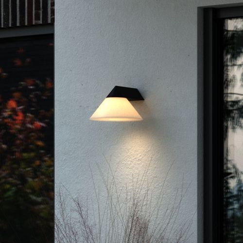 Linas Outdoor Wall Light