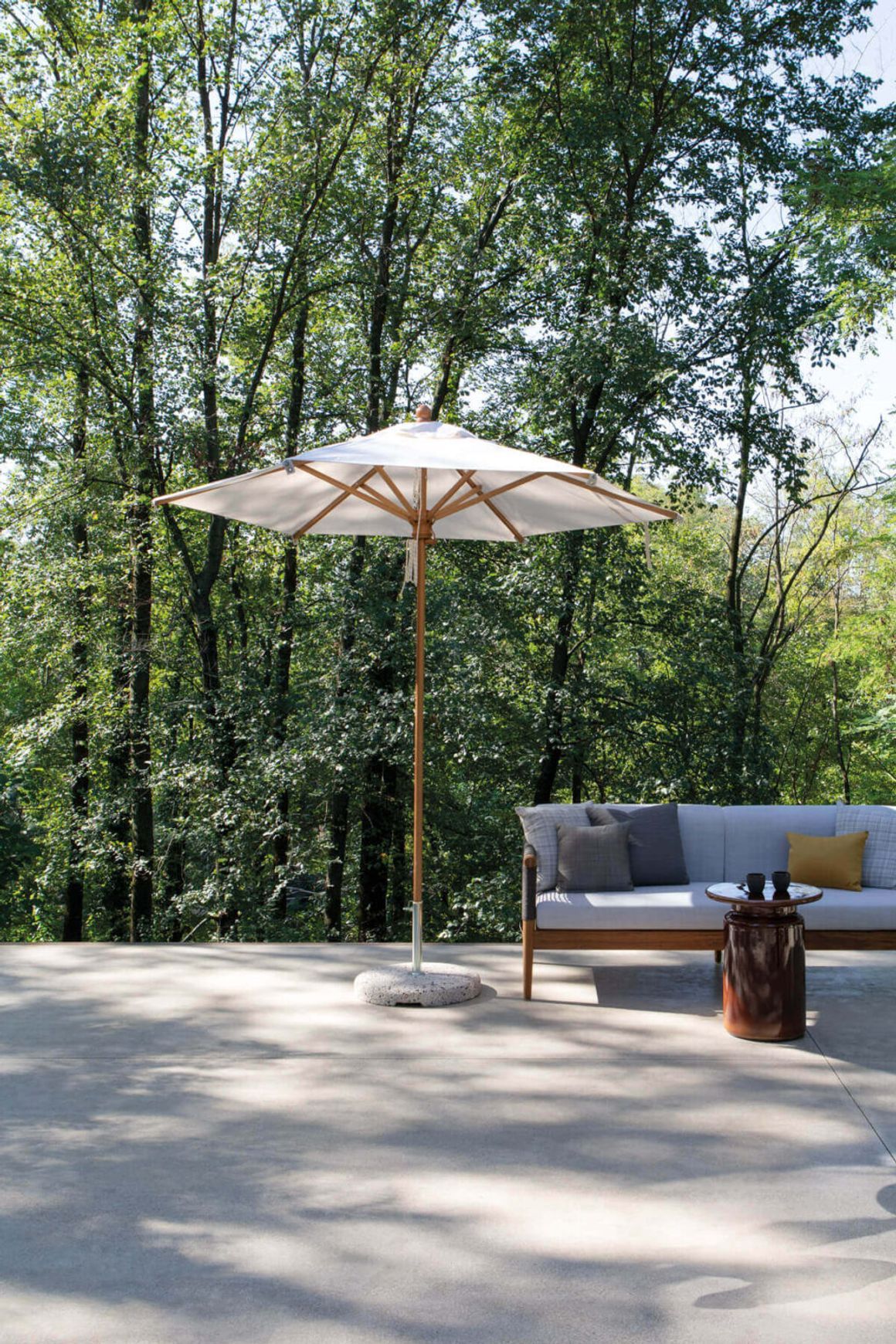 Lodge Outdoor Sofa by Atmosphera