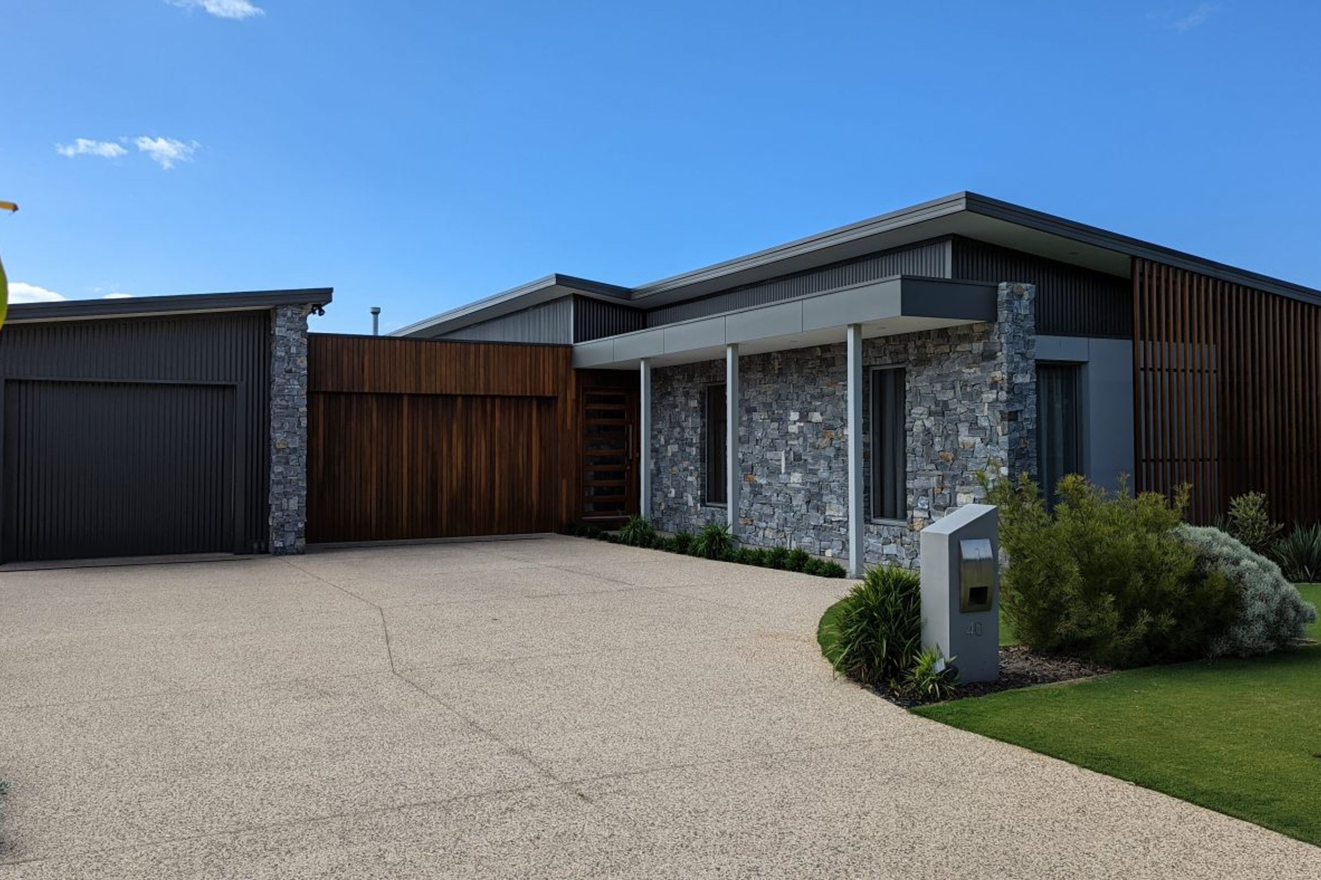Loma Linda Stone Wall Cladding