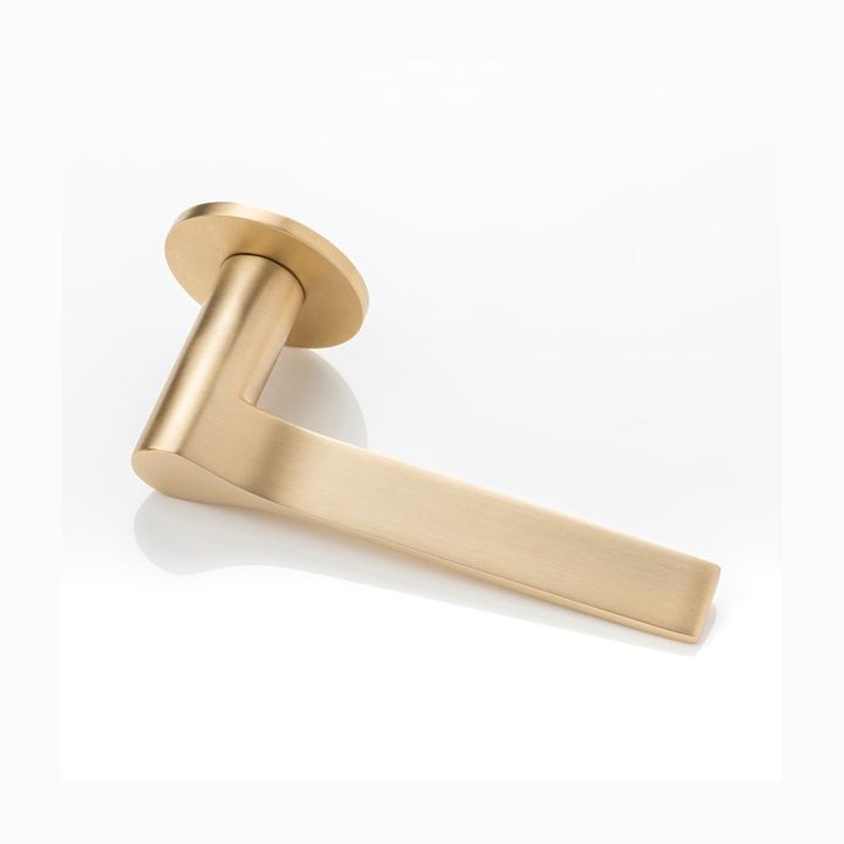 Joseph Giles - Fonteyn Solid Brass Door Lever Handle With Round Rose