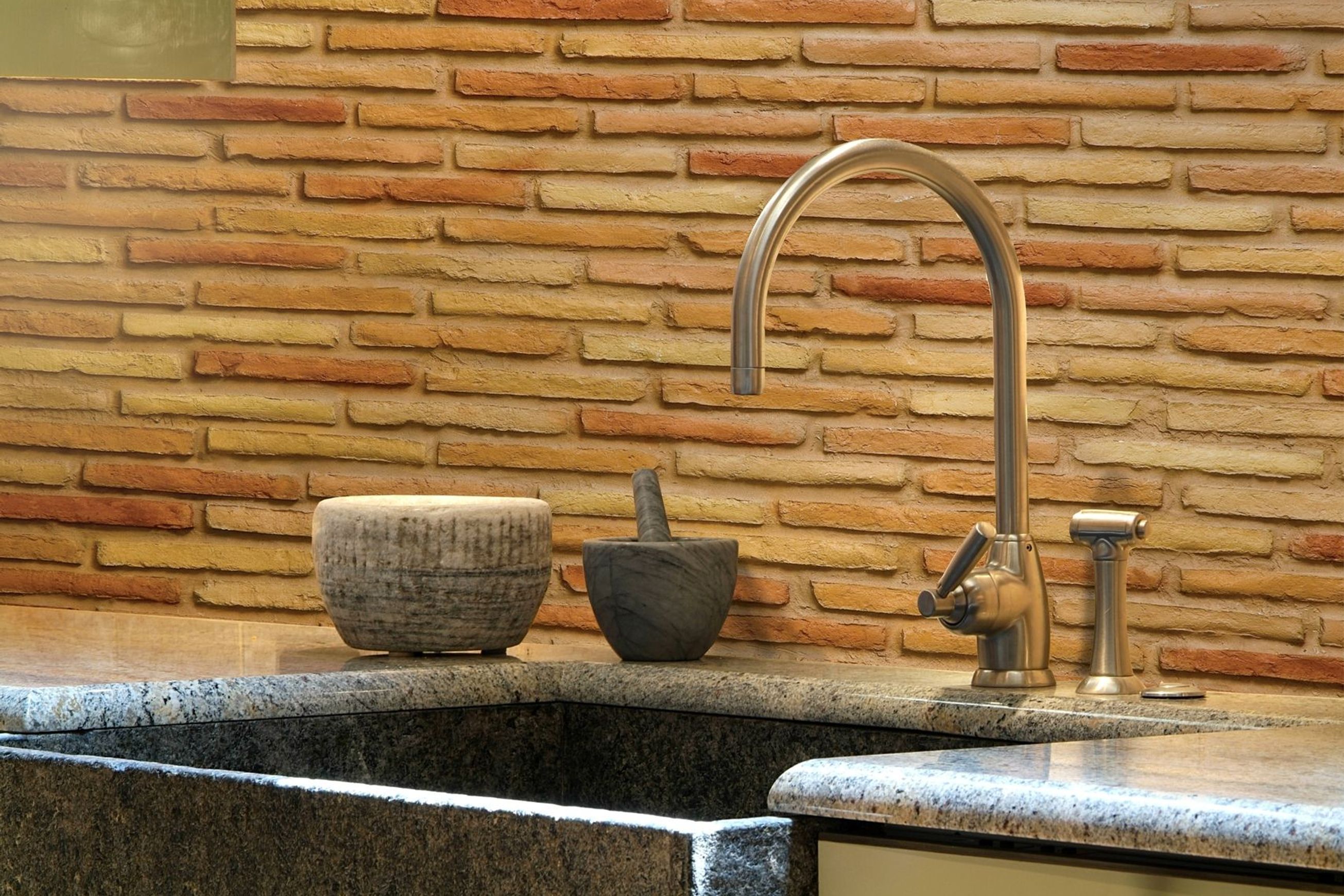 Slimline Brick Wall Panels by Muros | Terracotta Tile