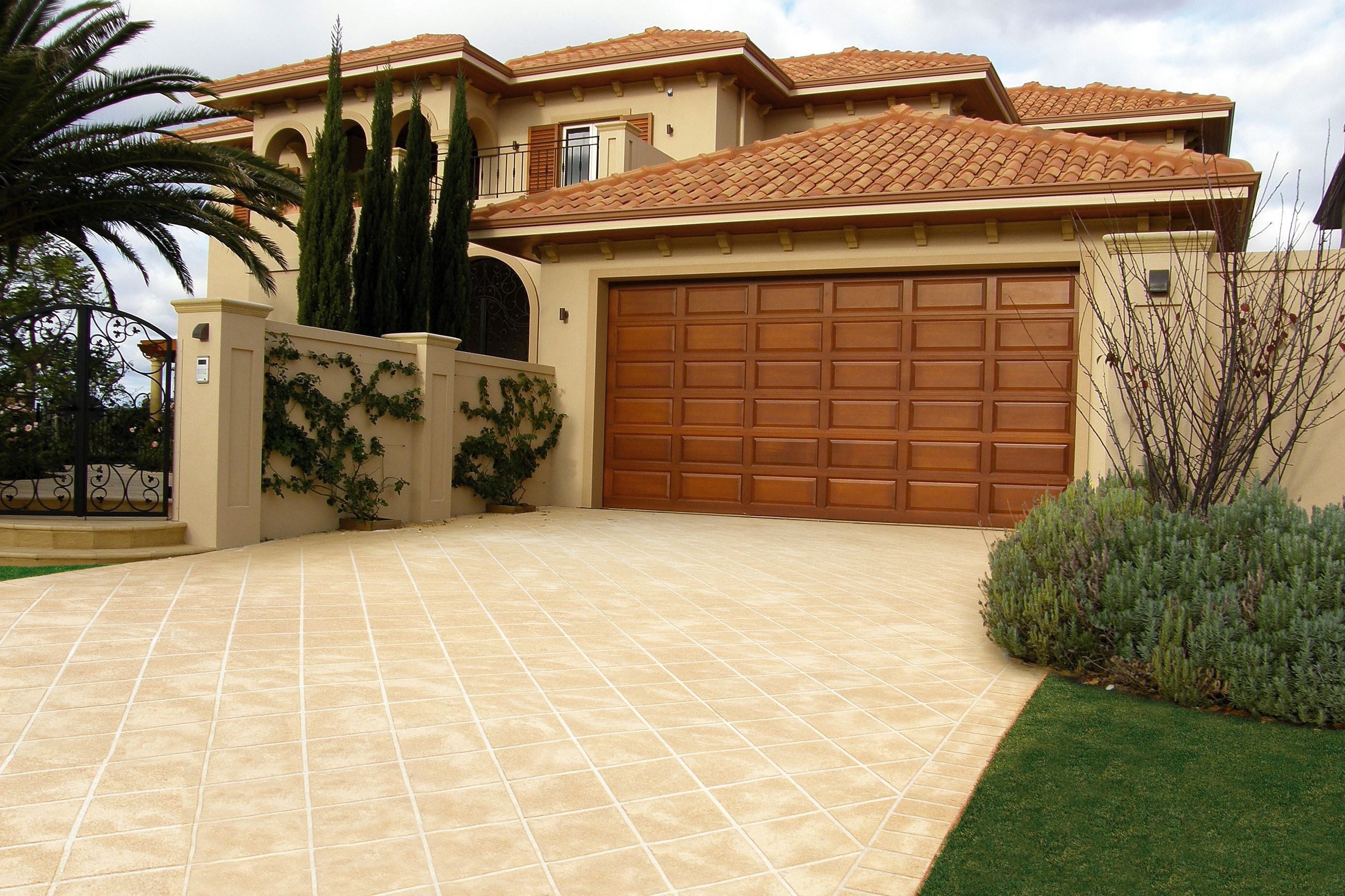 Dulux Avista Concrete Stencils