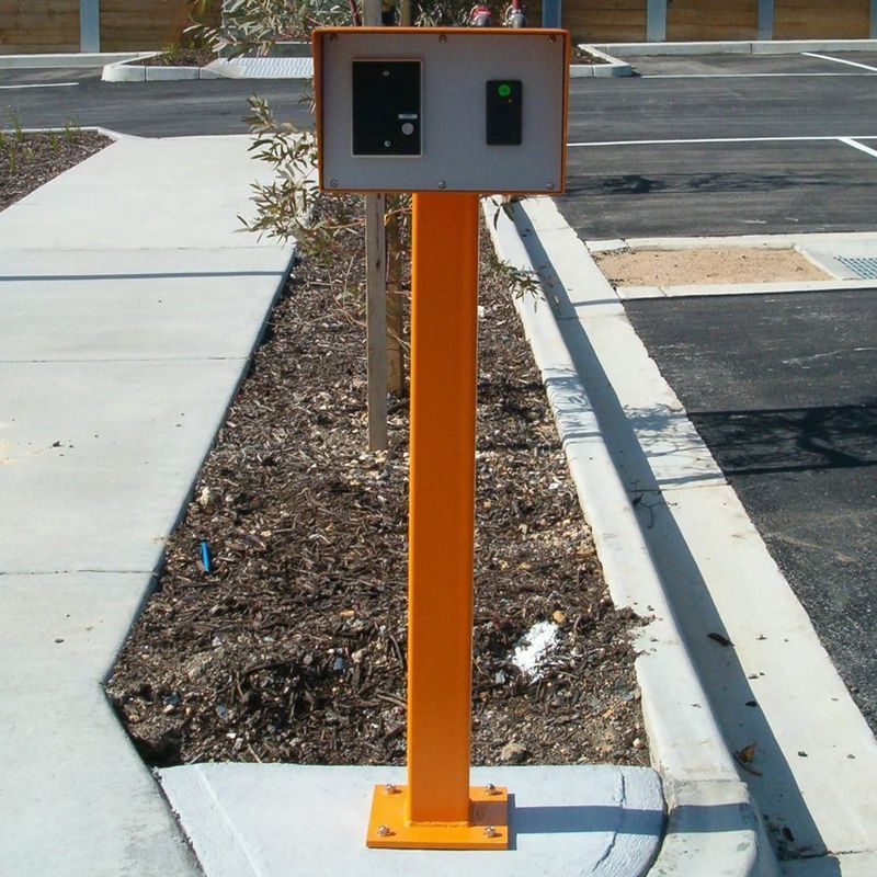 MKA - Card Reader Bollards