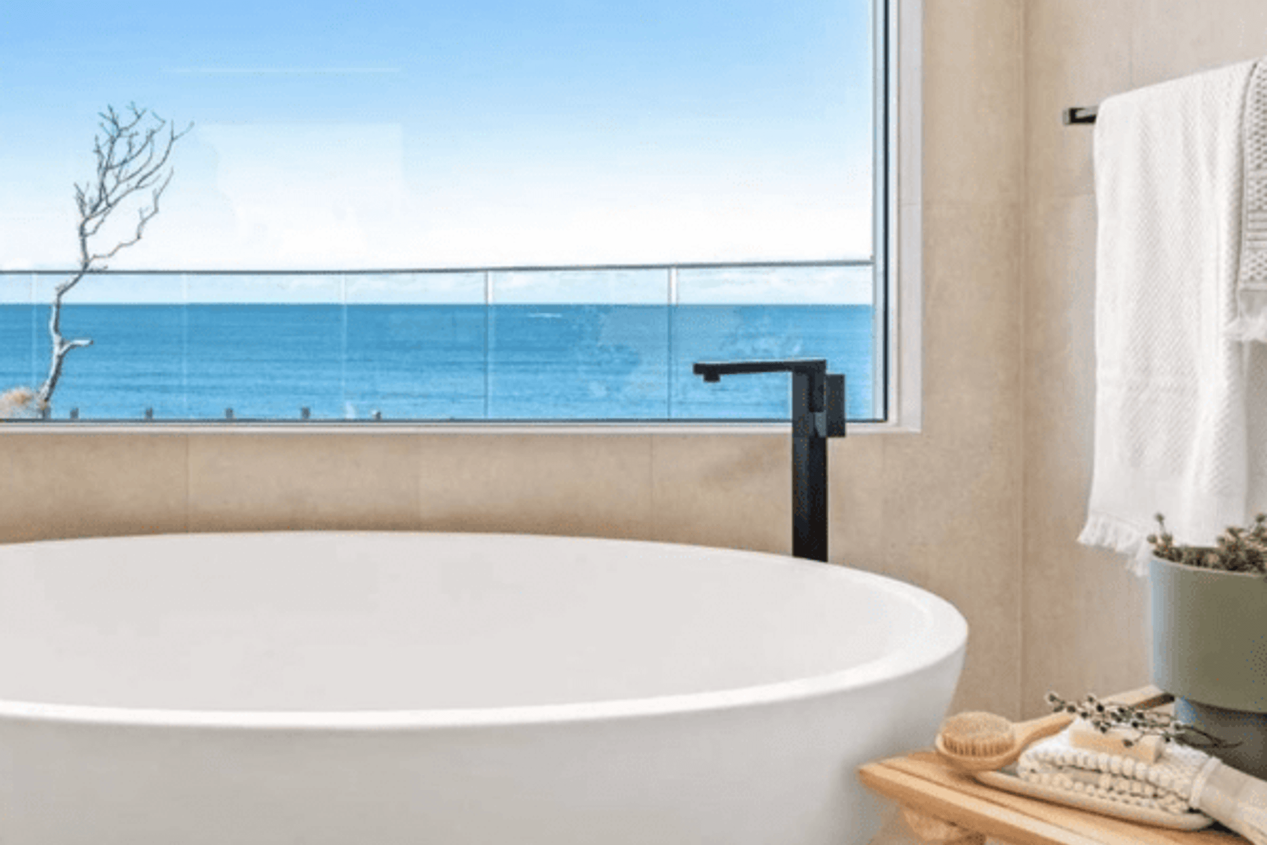 Pietra Bianca Maddison Freestanding Stone Bath