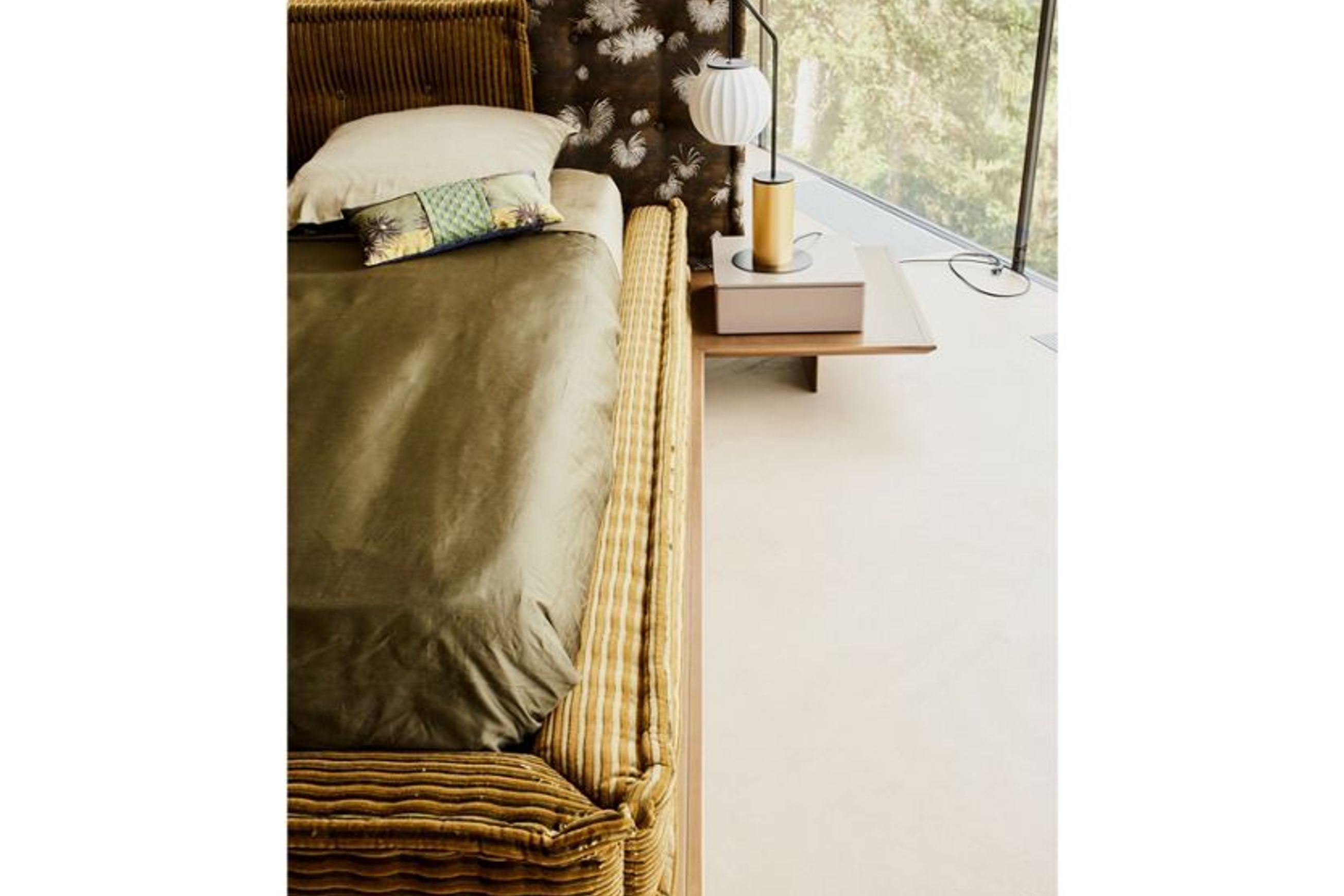 Mah Jong Bed